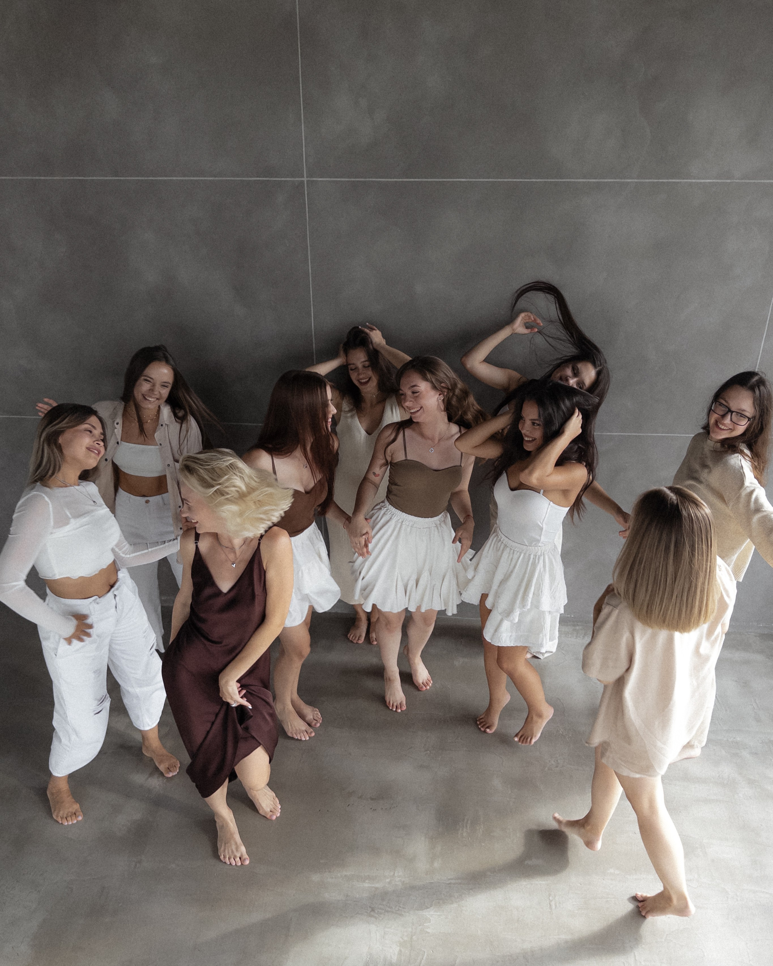 Коллектив. Танцевальная шоу-группа «GRANAT»