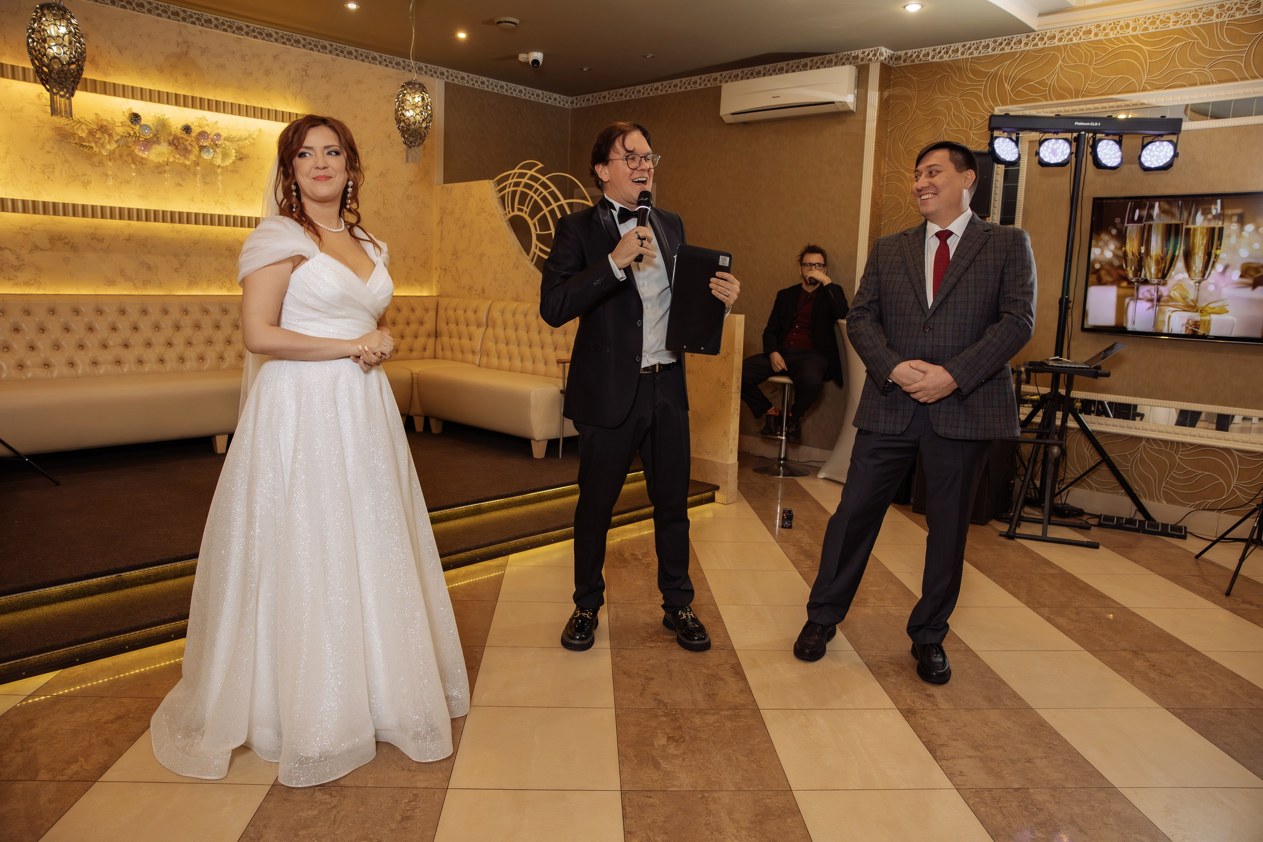 Репортаж Свадебного банкета Юлии и Романа. Семейный и женский фотограф в Москве Надежда Воробьева