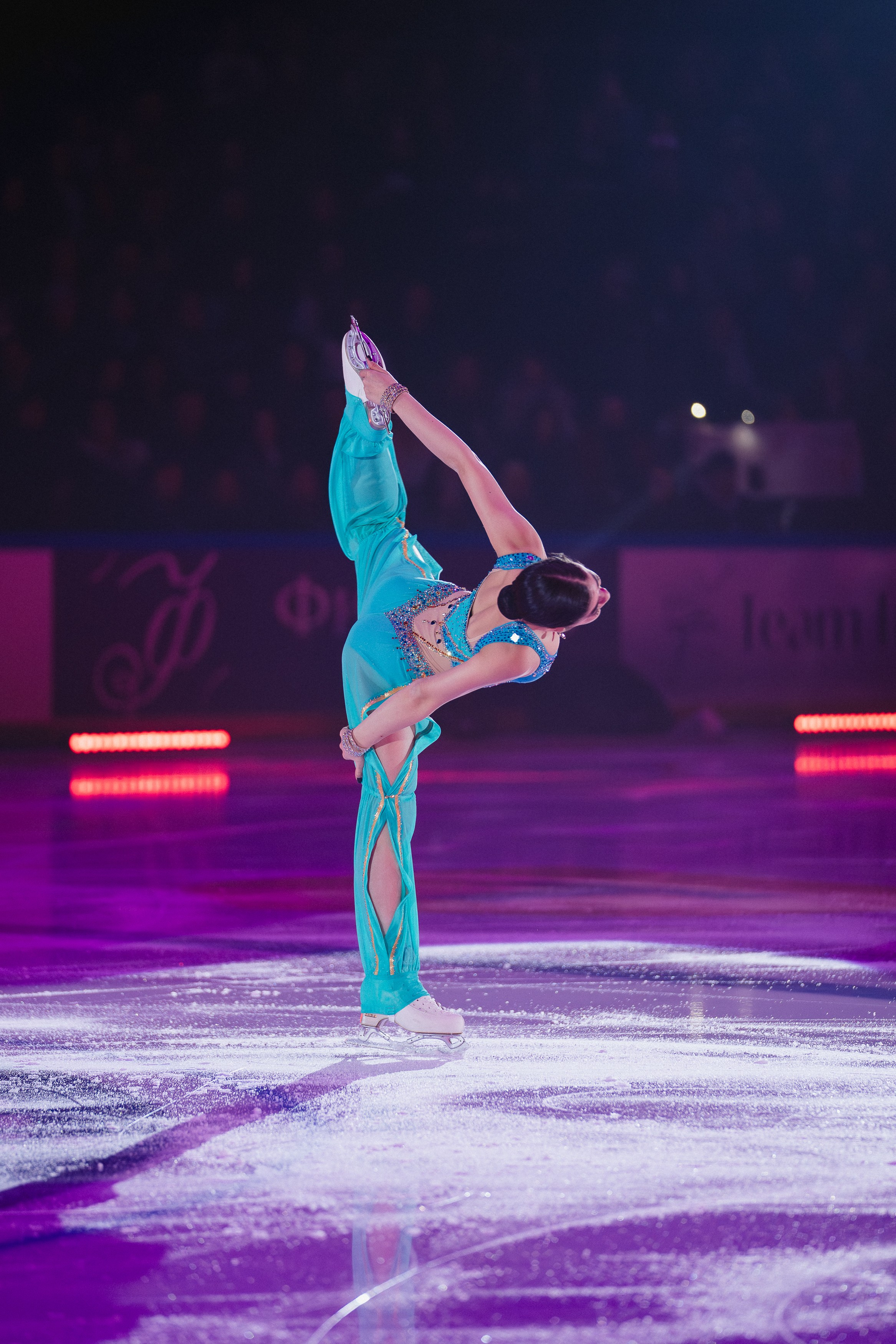 Шоу Этери Тутберидзе в Новосибирске. Воробьева Ксения — Спортивный и танцевальный фотограф Новосибирск