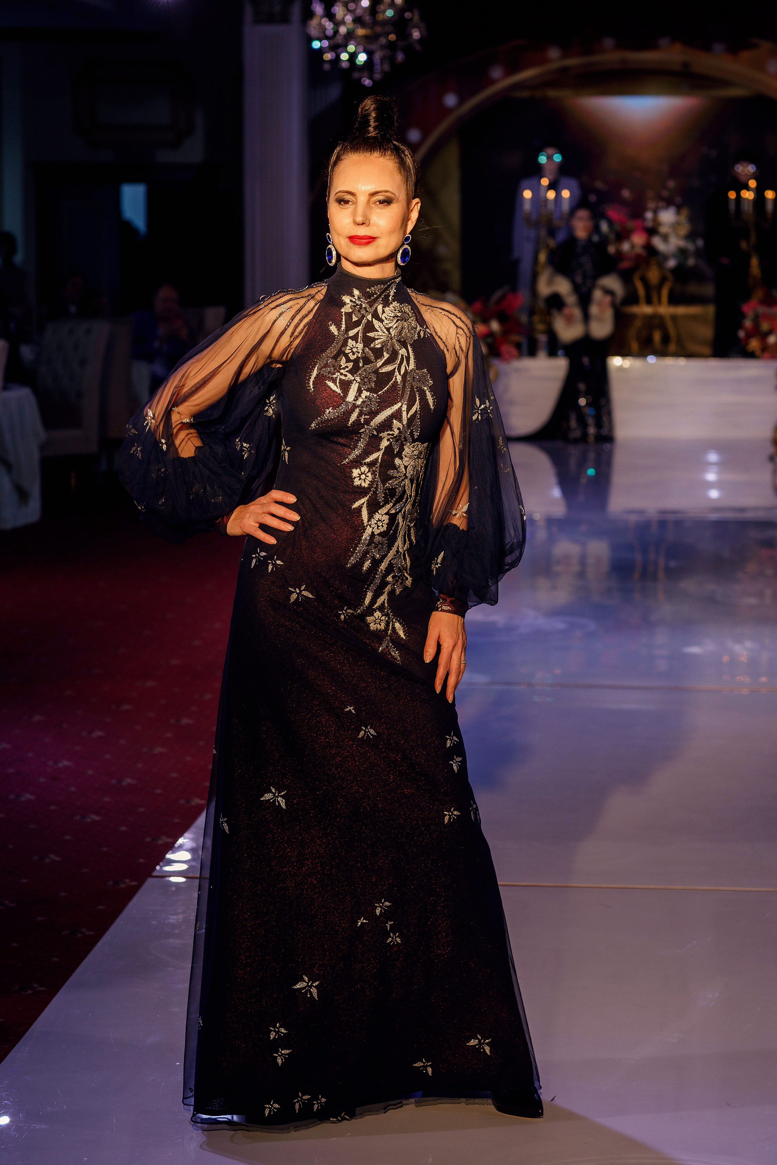 Показ коллекции Игоря Дадиани — 2023.04.01. Портретный и репортажный фотограф в Чебоксарах Андриян Чаркин