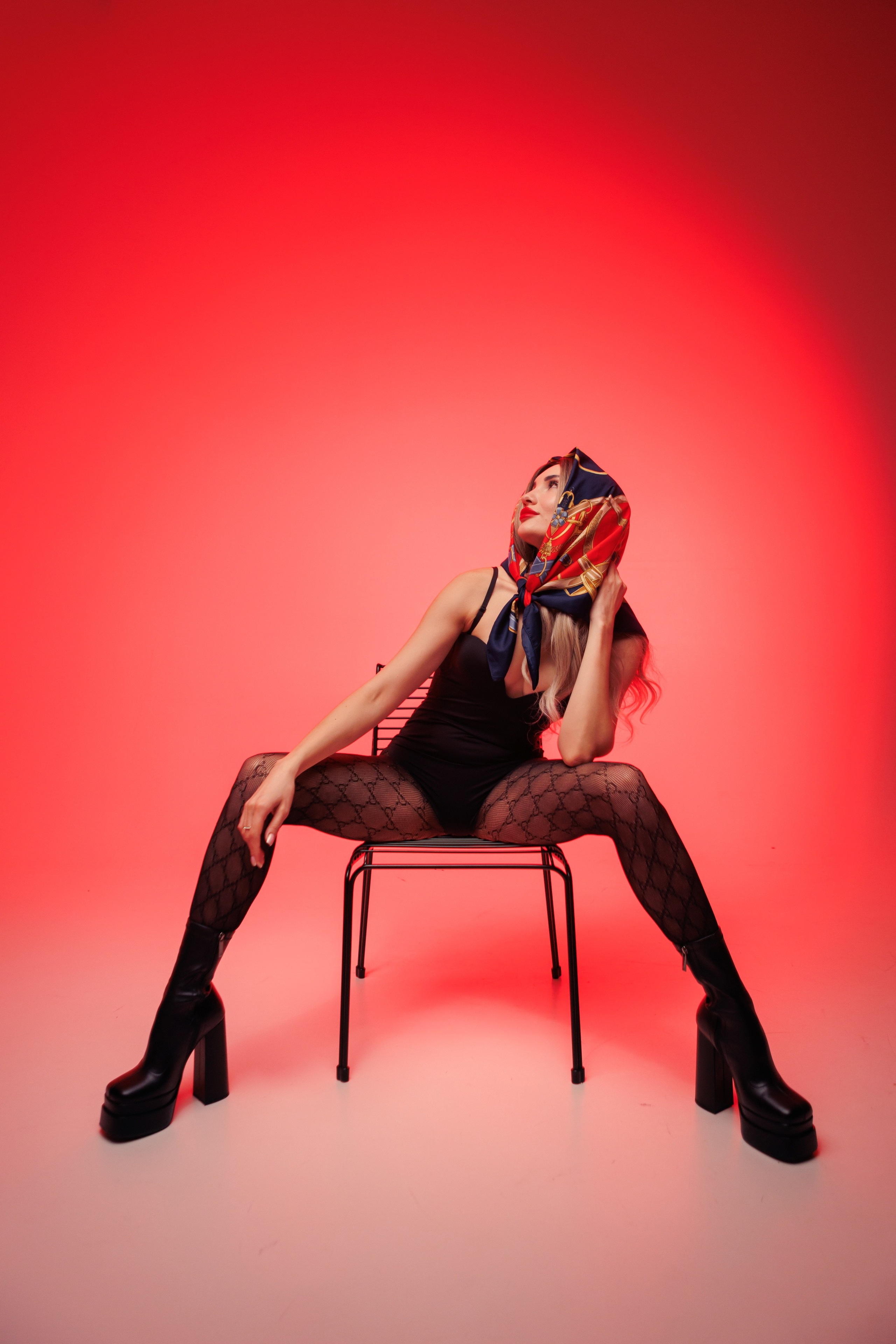 Женская фотосессия в студии с искусственным светом. Фотограф Валерия Горбунова Подольск Бутово Видное Щербинка