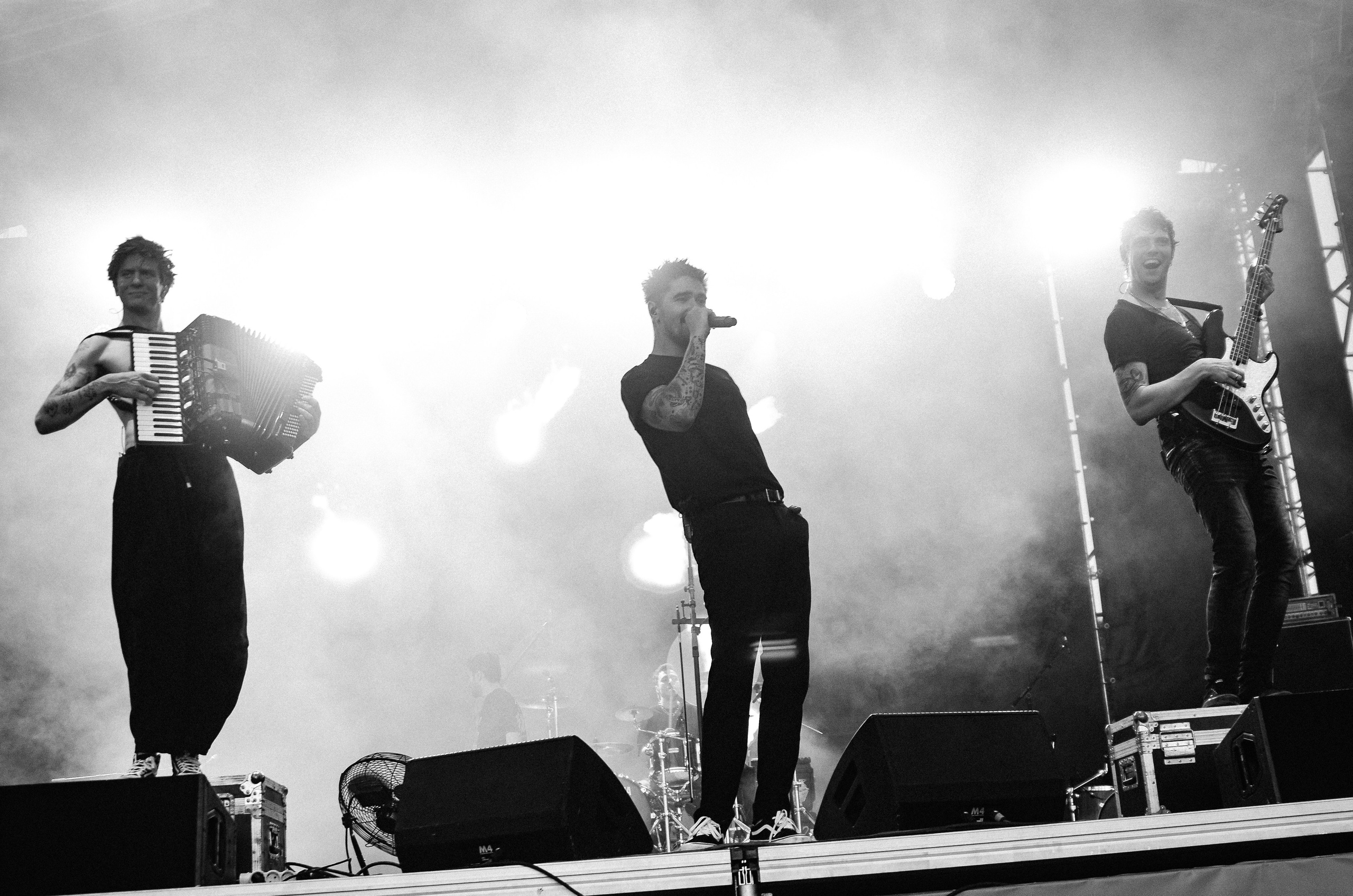 Концерт The Hatters на фестивале «Грань» в Барнауле. Денисова Аля — фотограф для парных съемок и индивидуальных историй в Барнауле