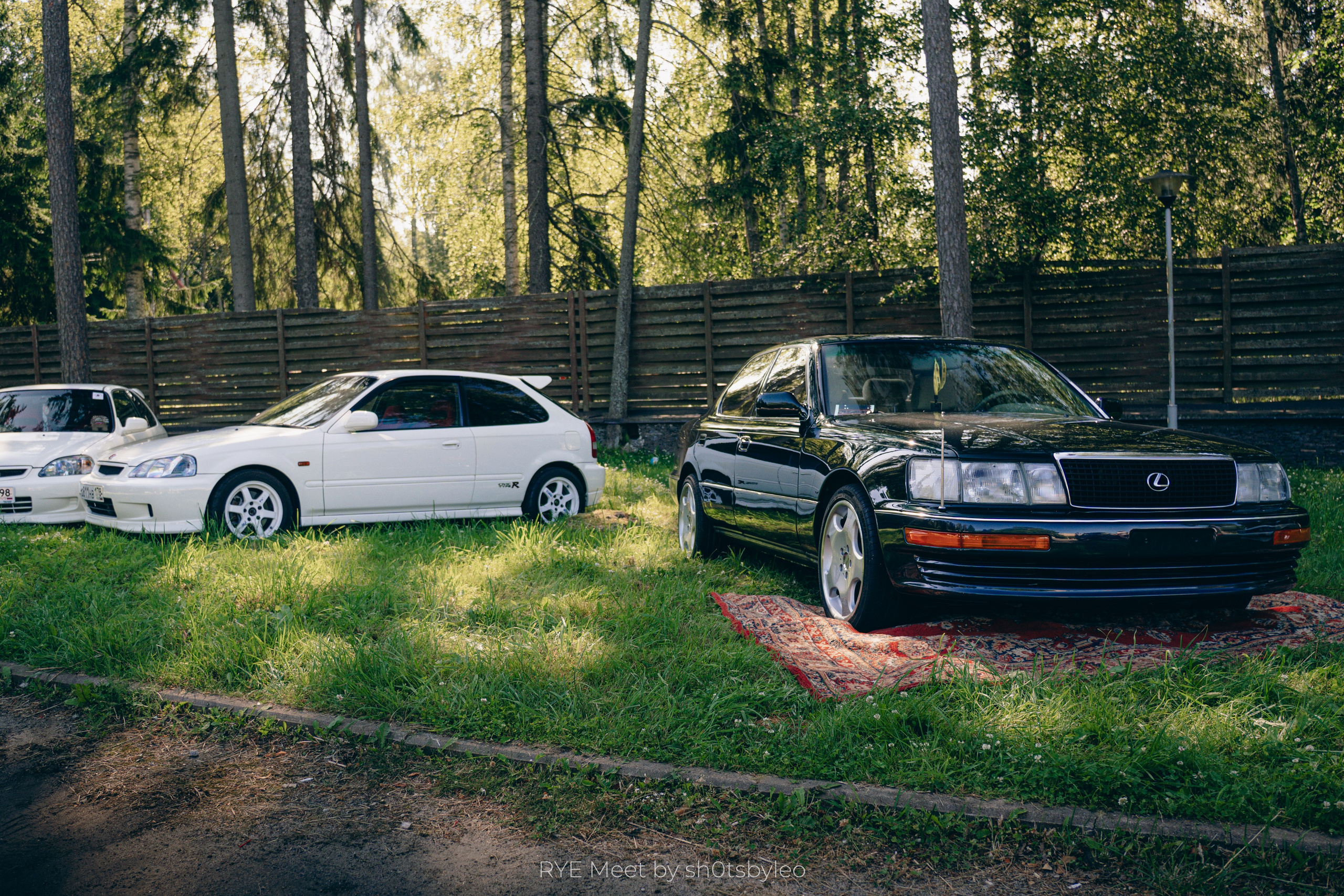 Масштабный летний фестиваль RYE Meet — встреча клуба любителей автомобилей старше 25-лет. Автомобильный фотограф Антон Цырулев