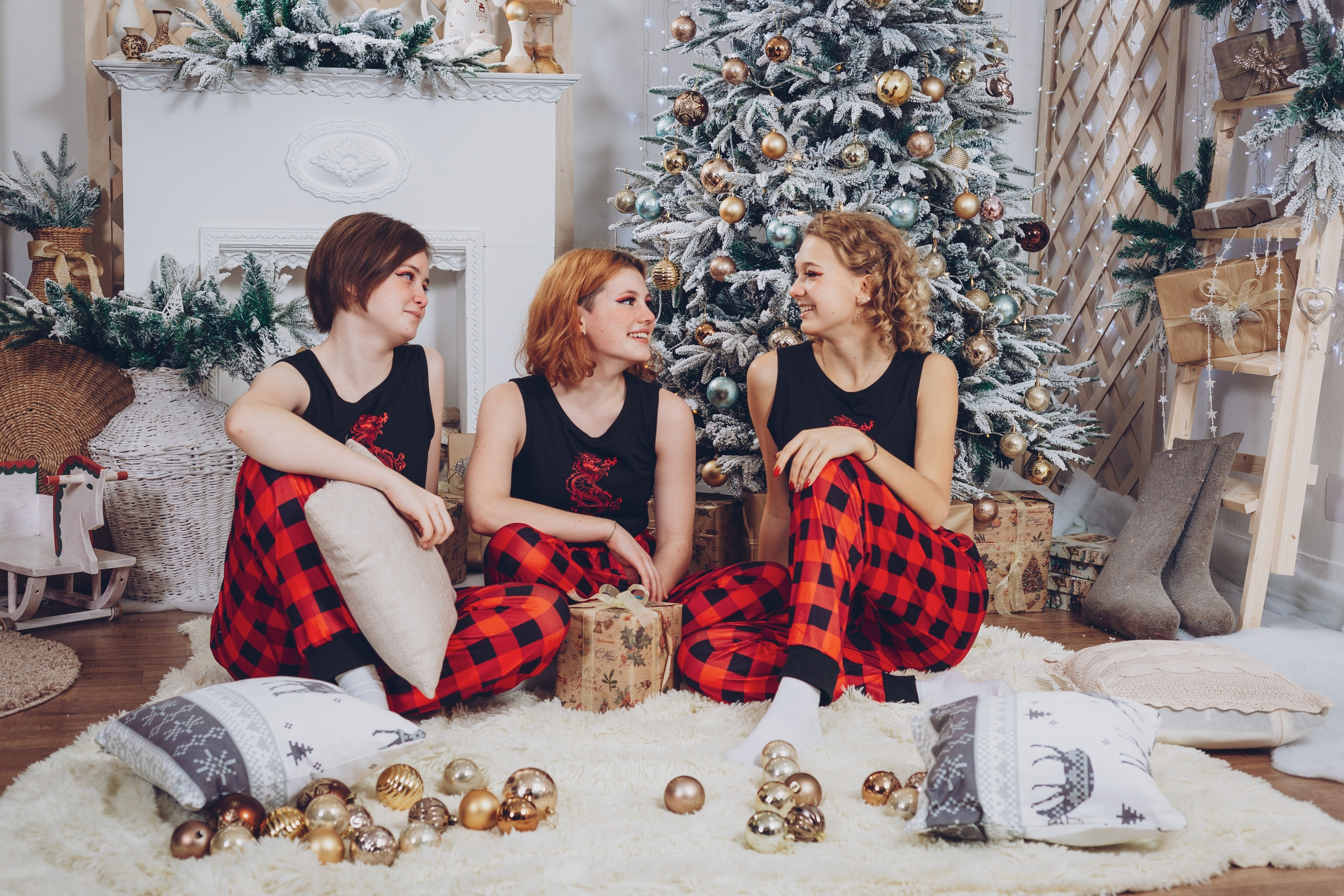 Новогодняя фотосессия в студии в Среднеуральске