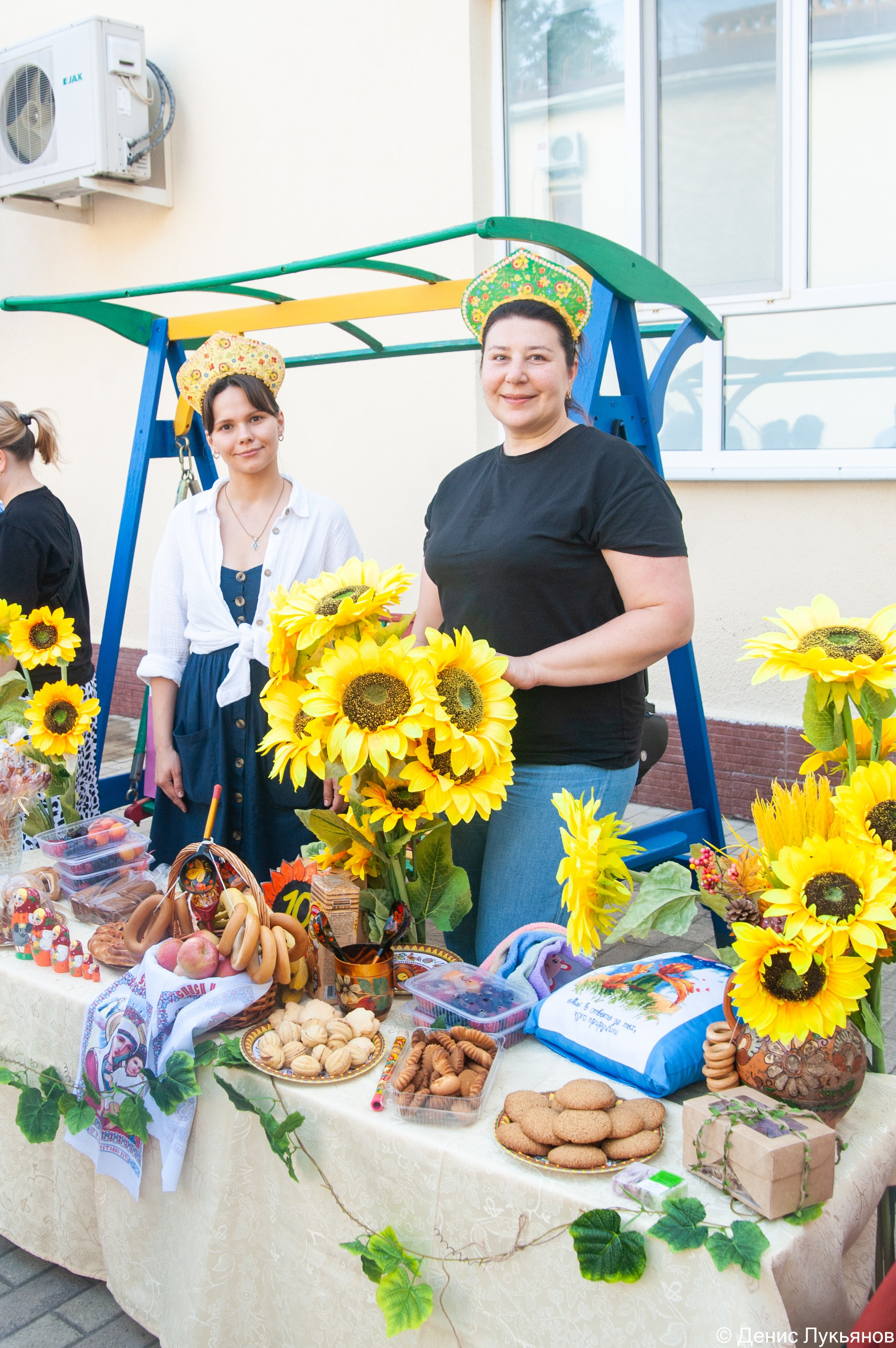 Ярмарка. Свадебный и семейный фотограф Денис Лукьянов в Краснодаре, Краснодарском крае и Республике Крым