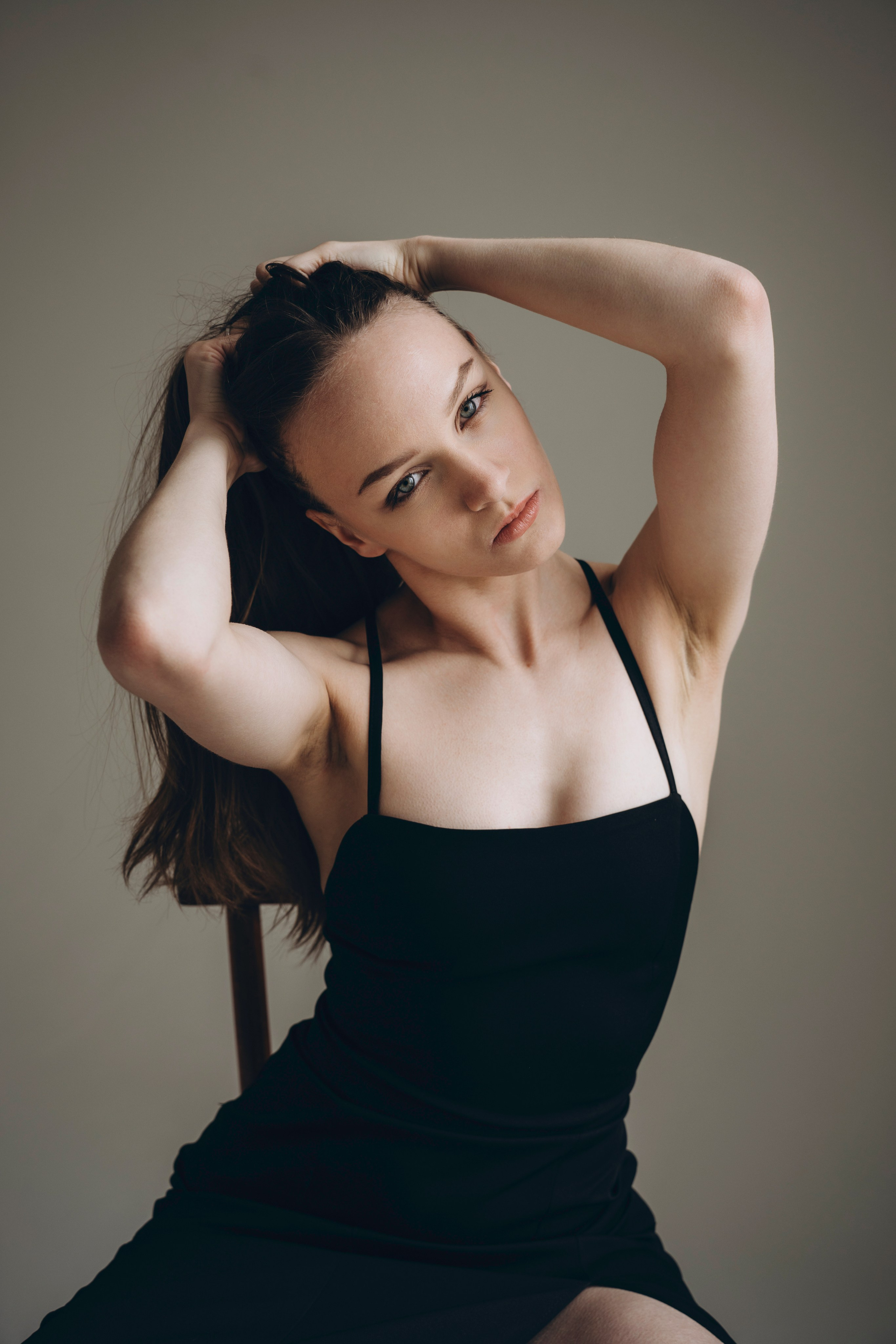 Женский портрет в студии. Фотограф в Ростове-на-Дону и по всему миру Веникова Ольга