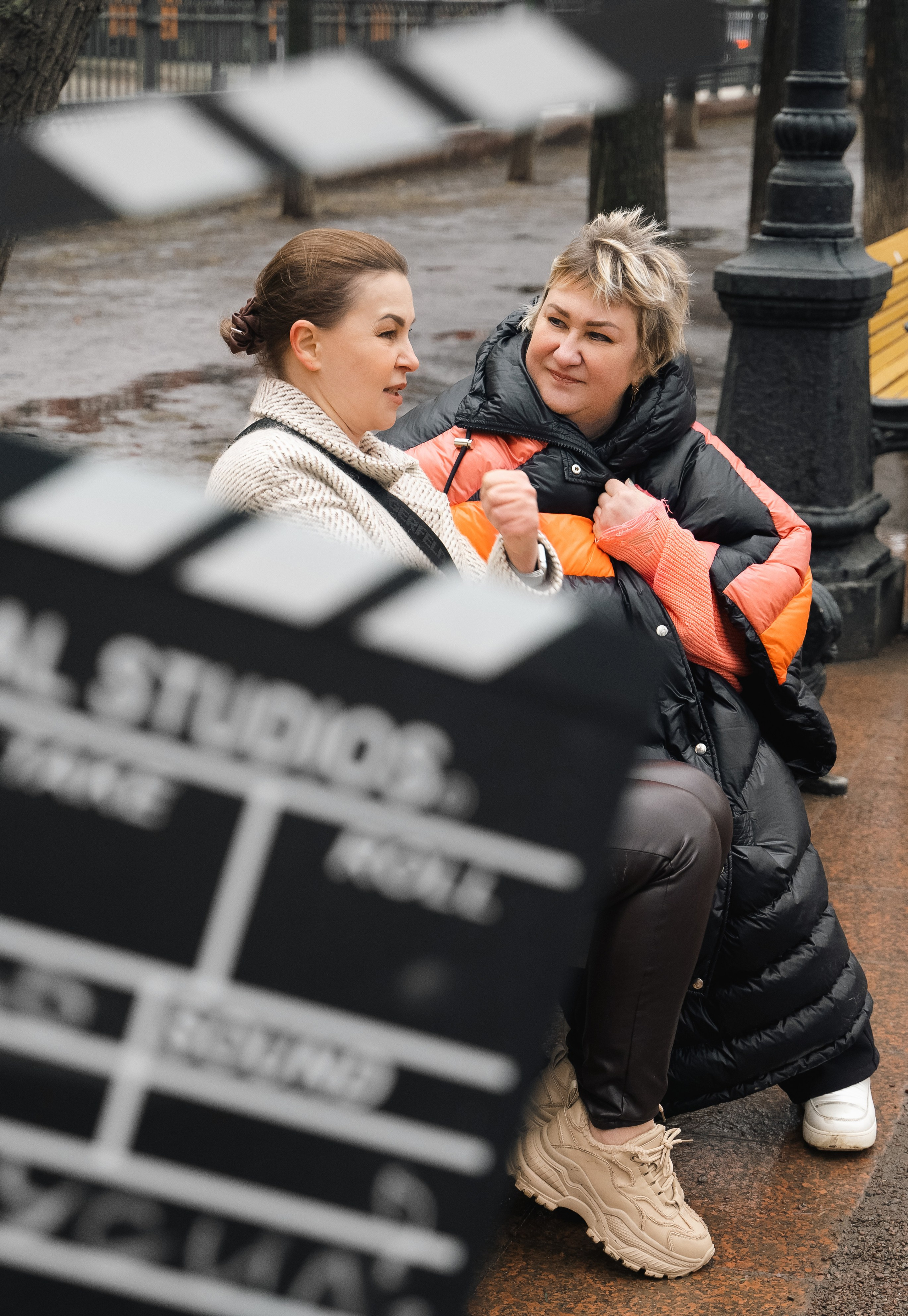 FRIENDS story Надежда + Ирина. Контент фотограф в Москве Кулич Настя