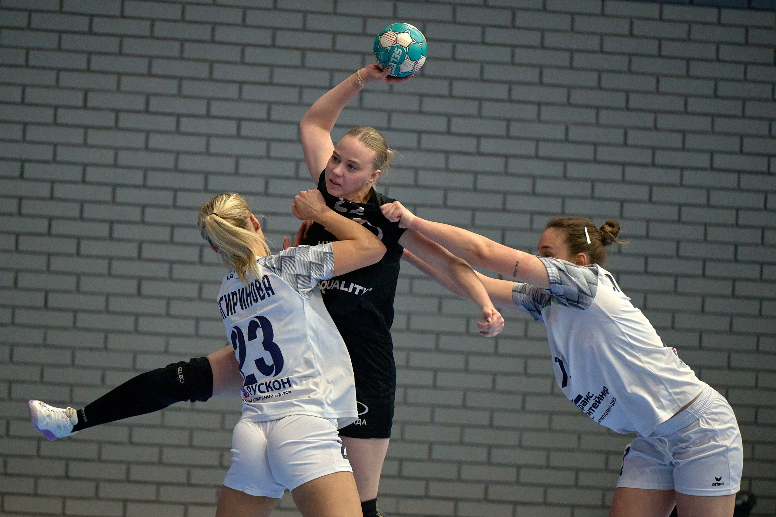 Гандбол. OLIMPBET Суперлига. «Университет» — «ЦСКА». Спортивный репортажный фотограф в Ижевске Сергей Мерзляков