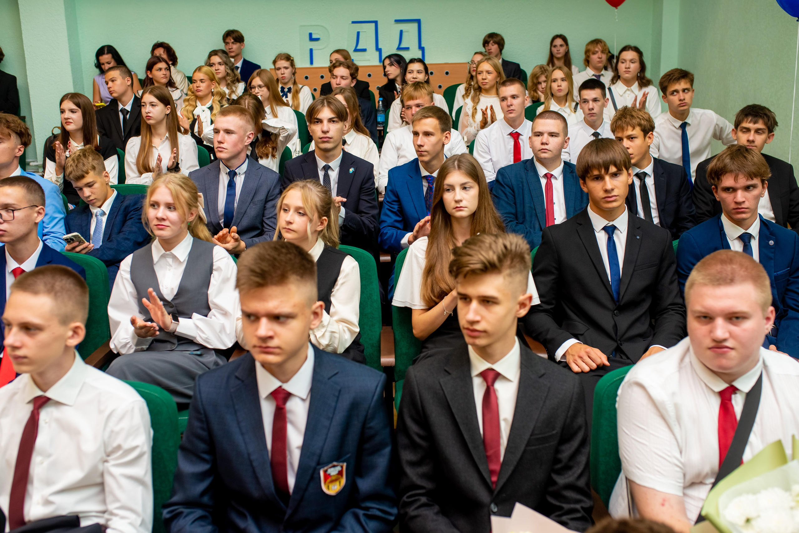 Школа 72. Женский фотограф Крещение Венчание Москва Брянск