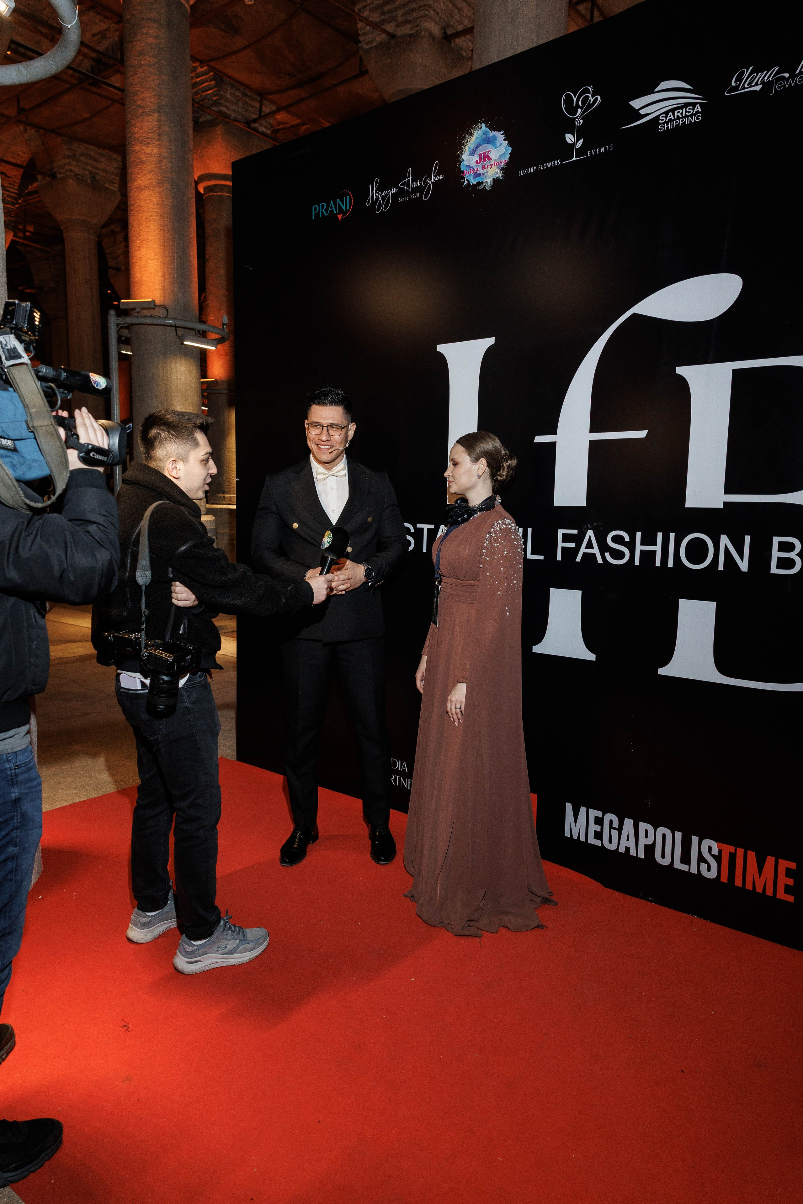 IFB-показ. About