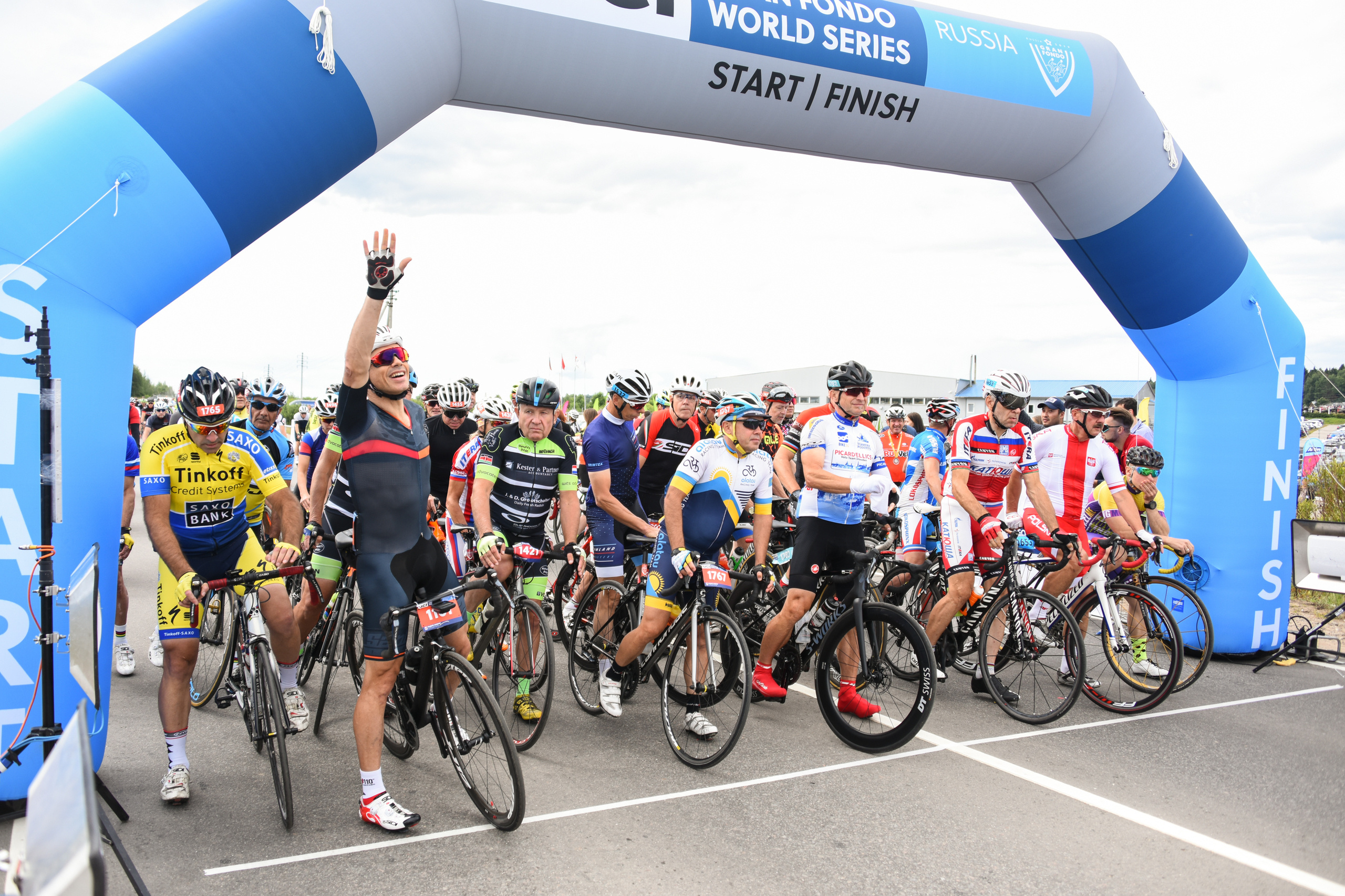 Велозаезд «Гран Фондо» в Волоколамске. Репортажный фотограф в Москве и Санкт-Петербурге Артем Лунев