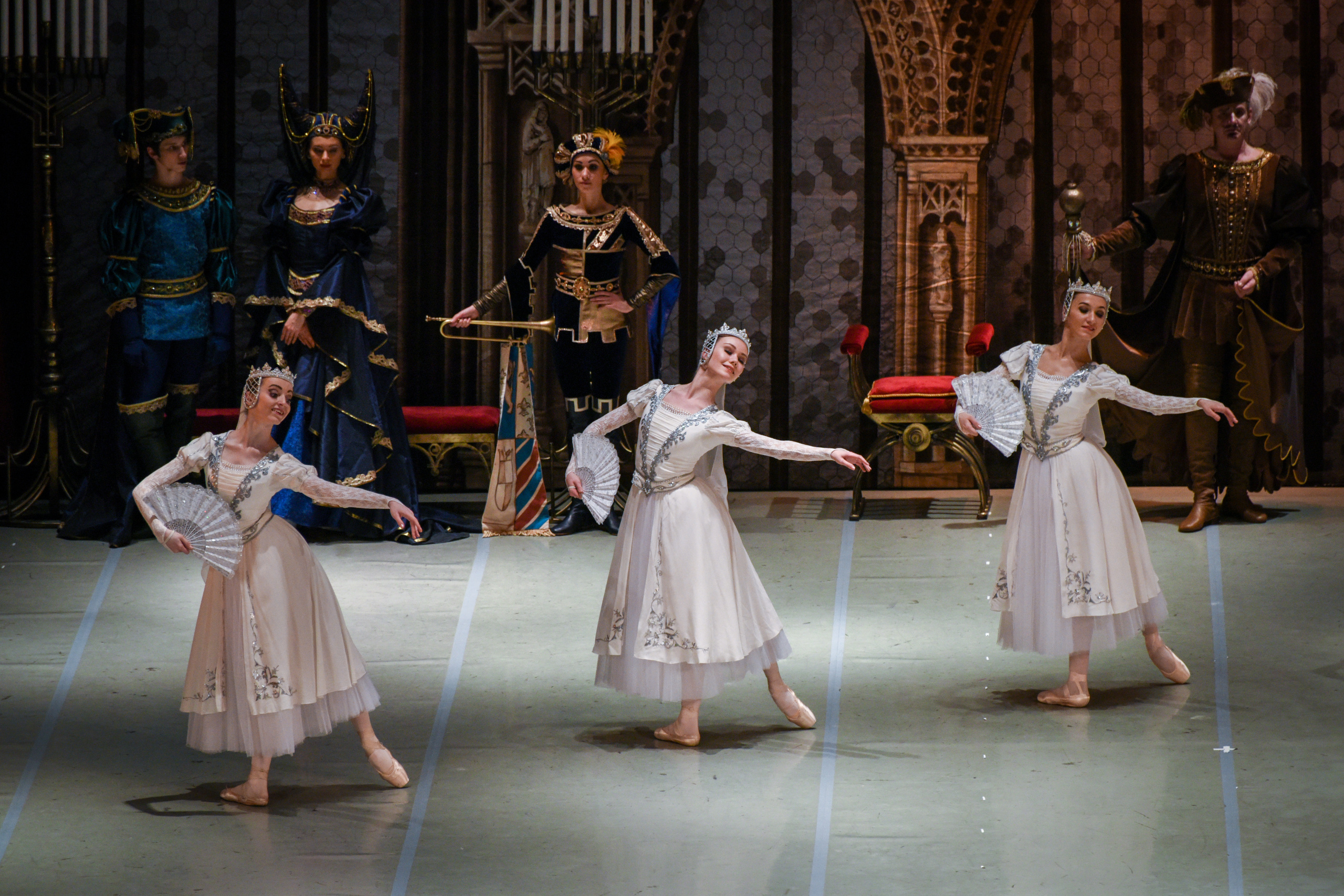 Лебединое озеро в Театре им. Ленсовета‎. Репортажный фотограф в Москве и Санкт-Петербурге Артем Лунев