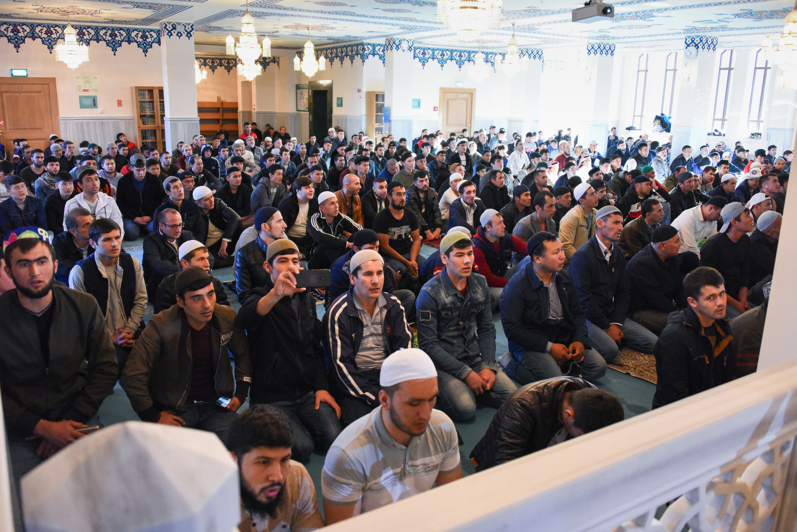 Курбан-байрам в Московской соборной мечети. Репортажный фотограф в Москве и Санкт-Петербурге Артем Лунев