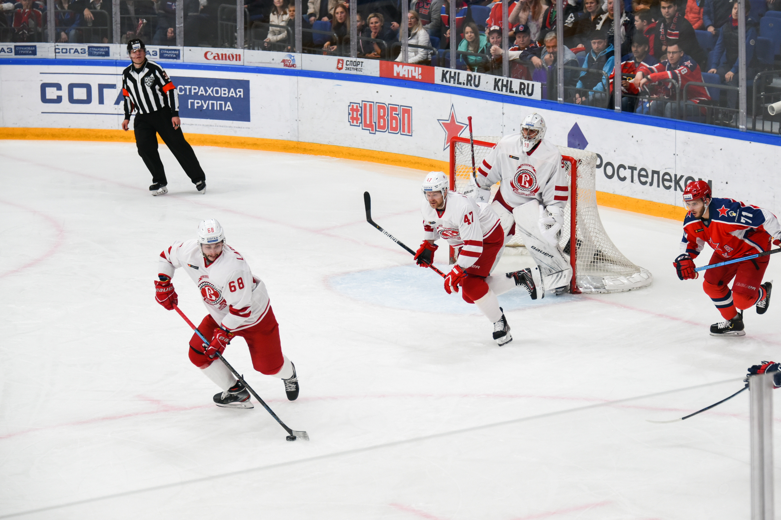 Матч чемпионата КХЛ — ЦСКА и «Витязь». Репортажный фотограф в Москве и Санкт-Петербурге Артем Лунев