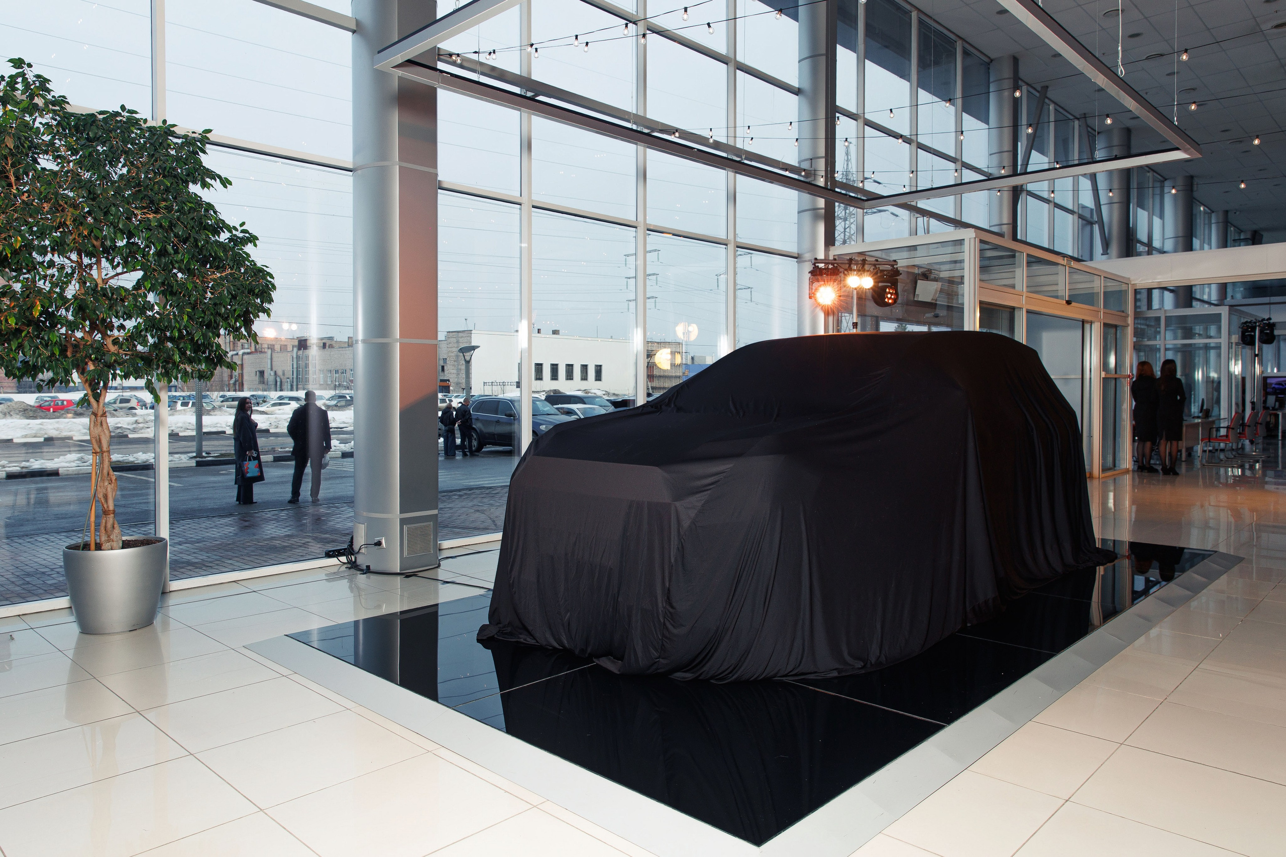 Презентация новой Toyota RAV4. Репортажный и свадебный фотограф в Уфе Павел Кожевников