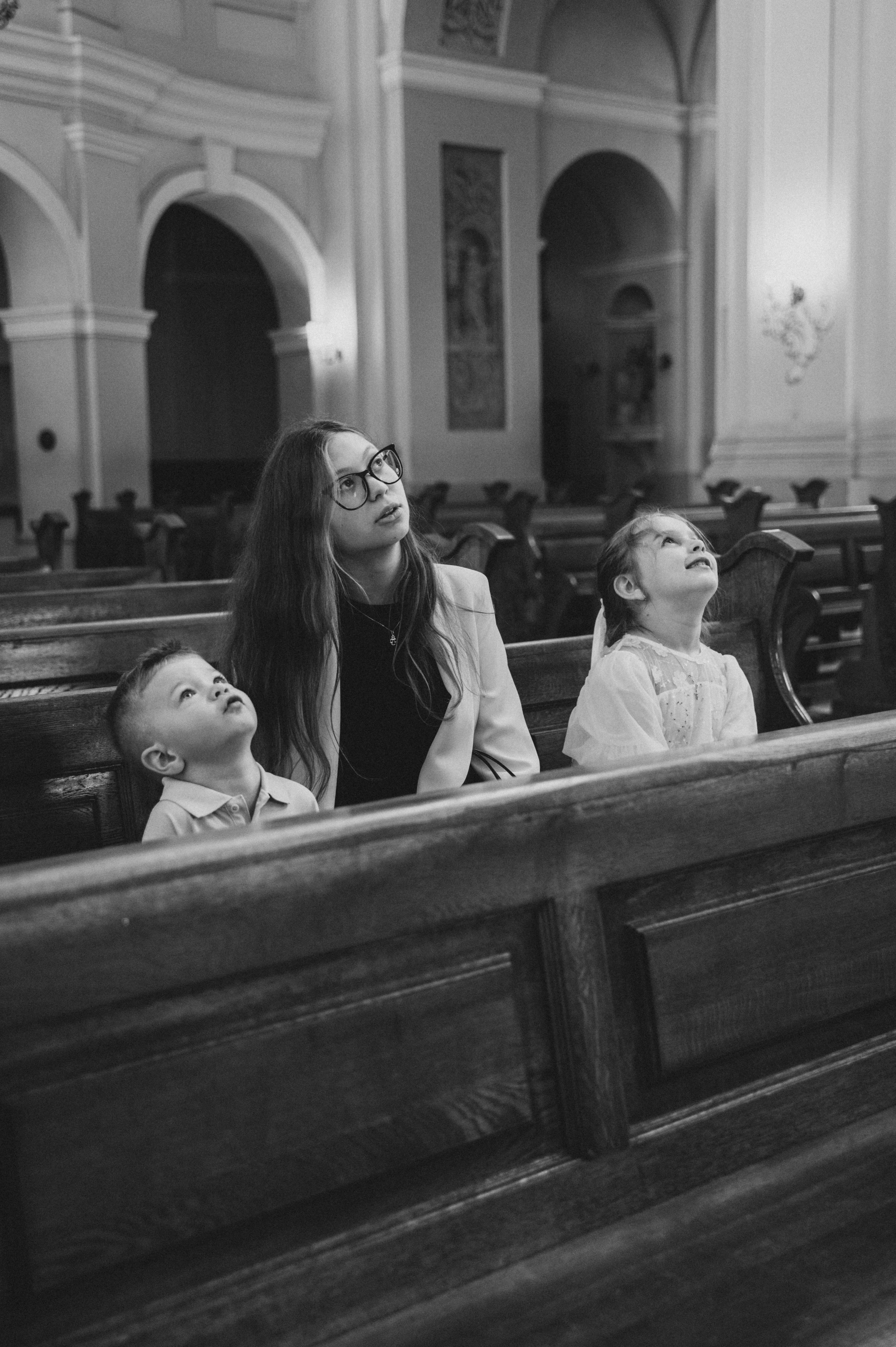 Крещение Василисы Архикафедральный костел Имени Пресвятой Девы Марии. Семейный фотограф в Минске Дарья Дреко
