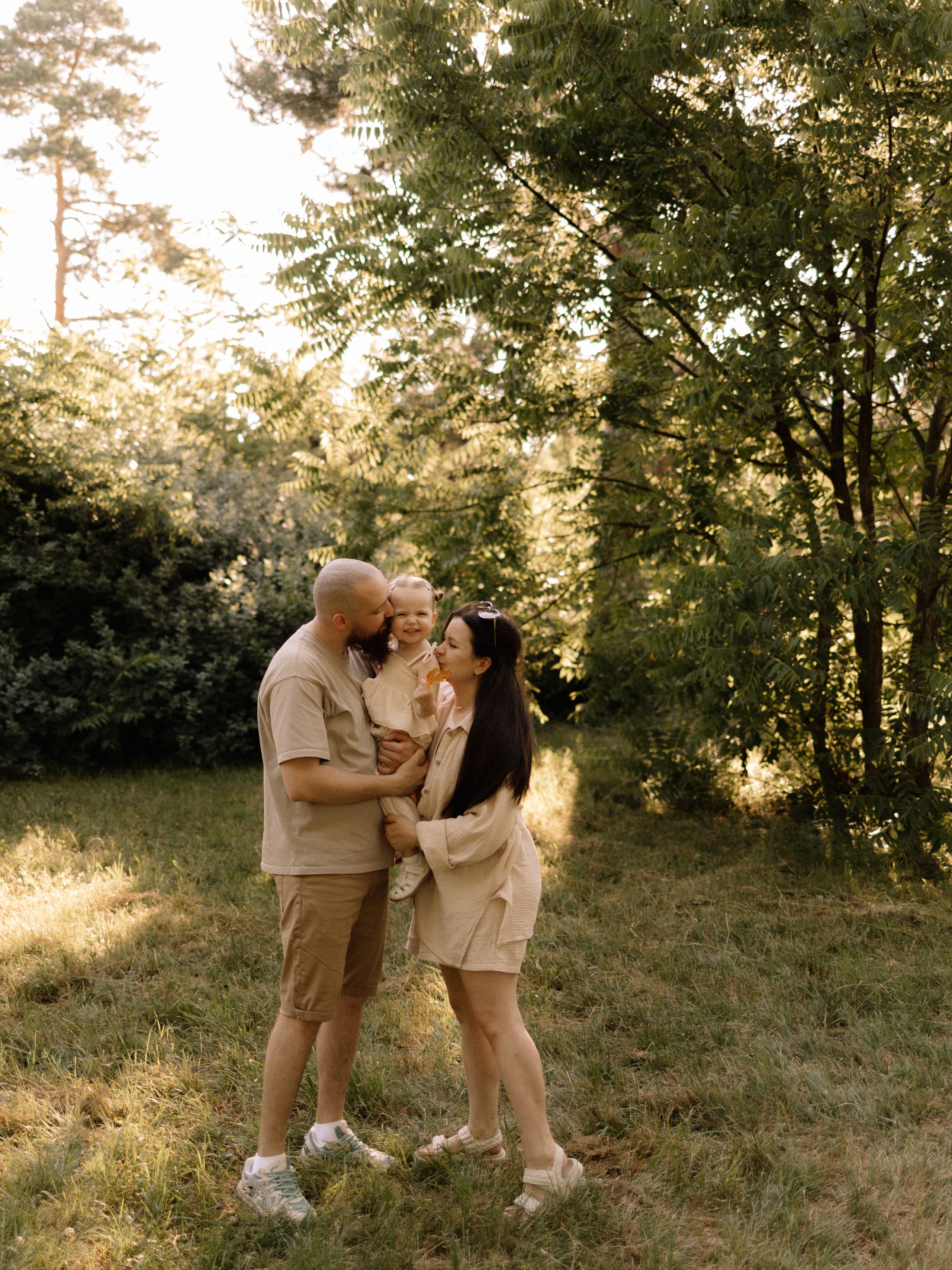 К двум годам Машули — дендрарий. Семейный фотограф в Краснодаре Храмова Анна