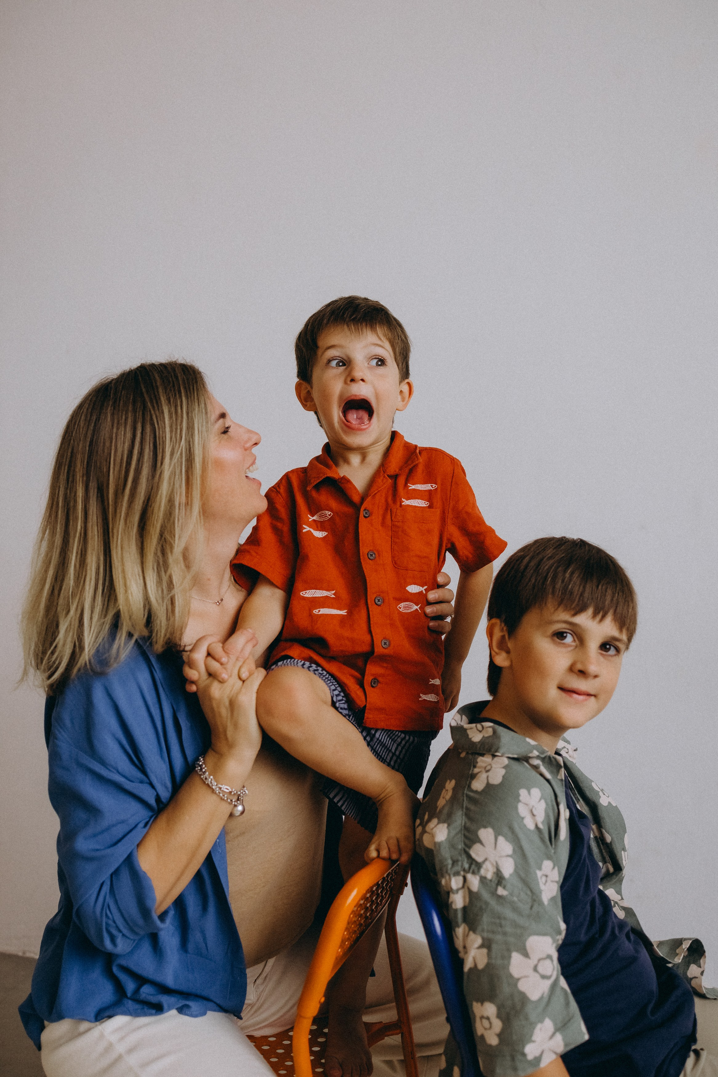 Оксана, Слава, Петя. Главная