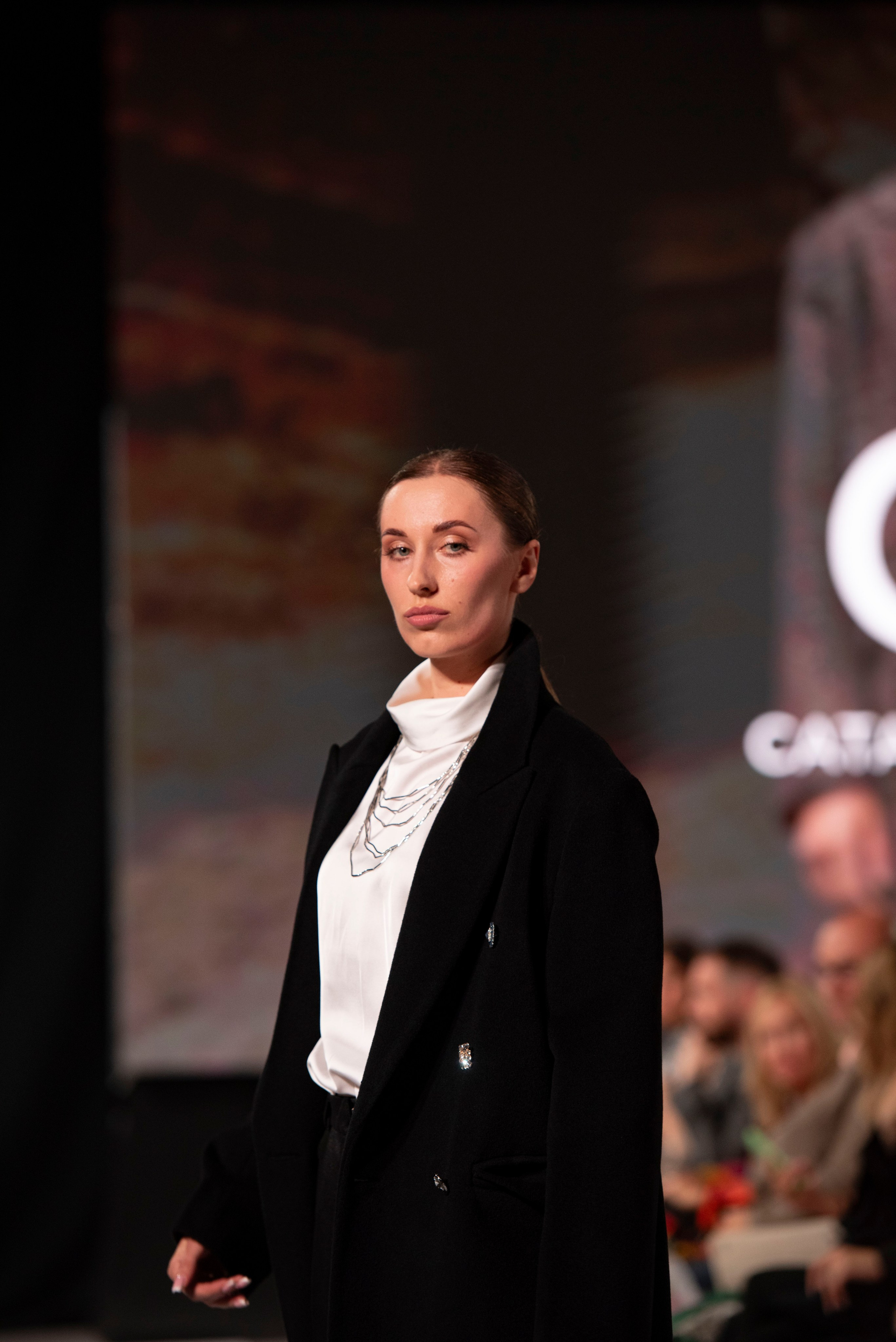 Фотограф на модельный показ. Свадебный, семейный, фэшн фотограф, школьный фотограф в Сочи