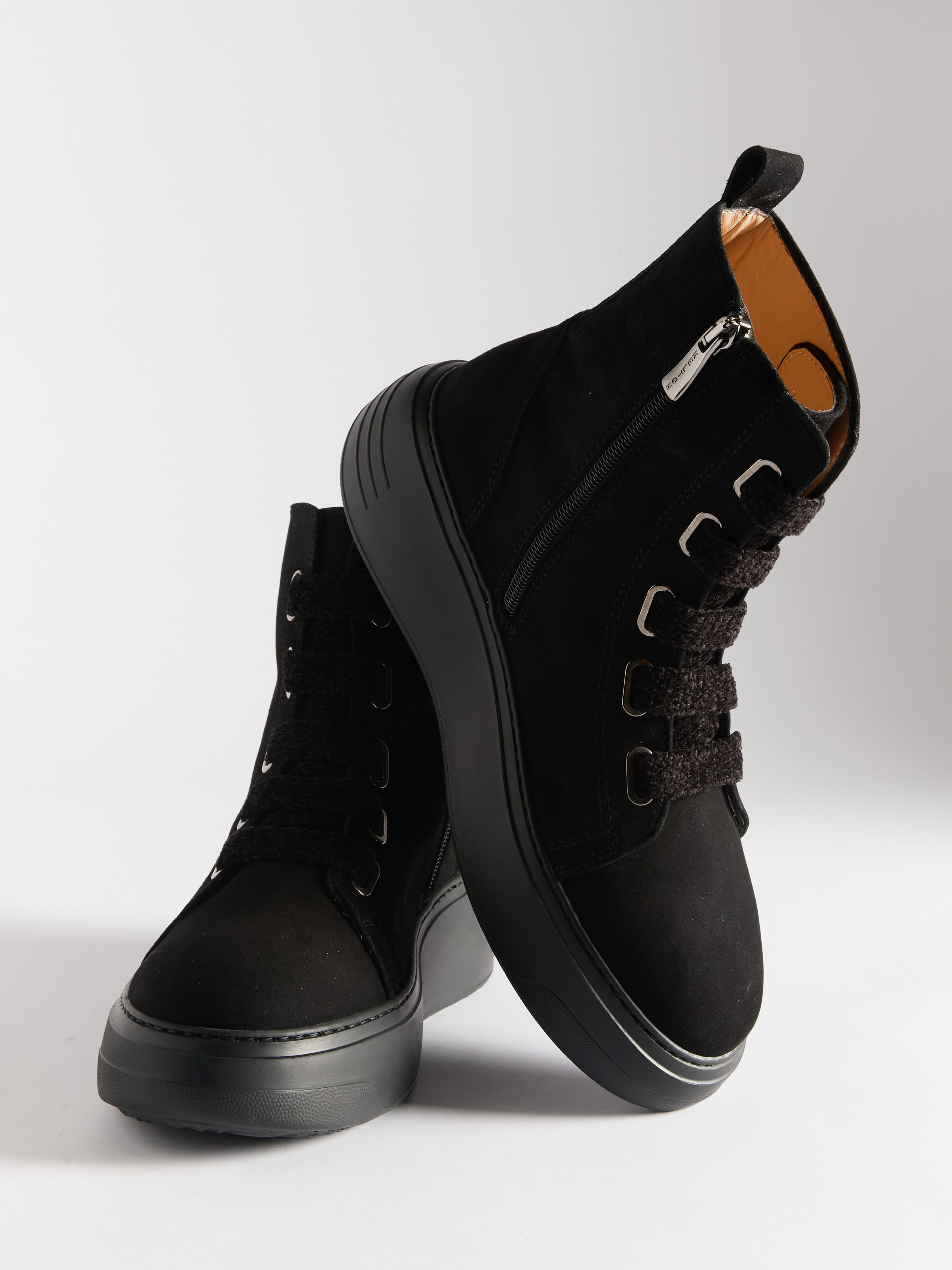 Предметный фотограф в Москве Евгений Шубин