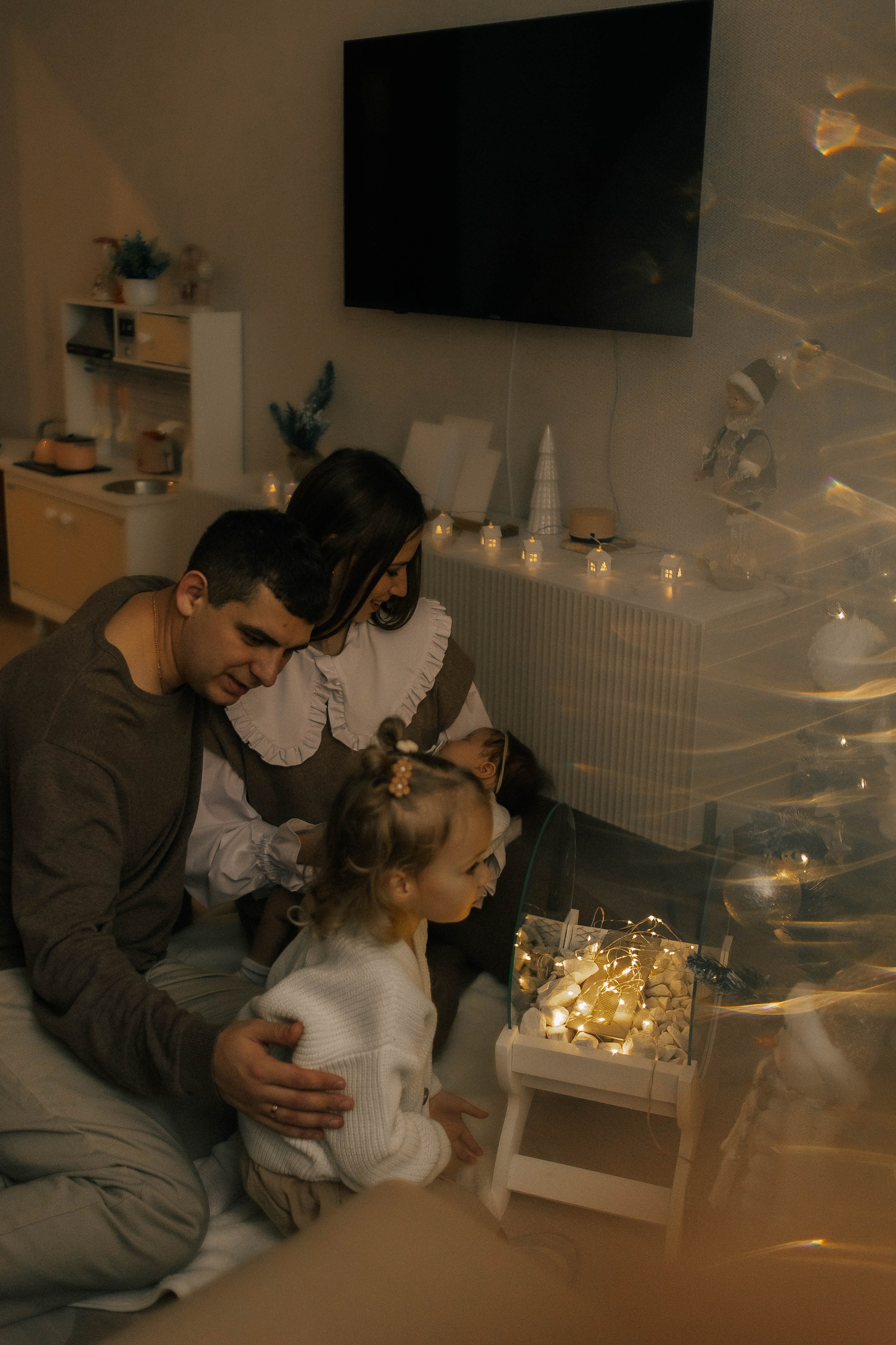 Анастасия, Андрей, Ариша и Анюта. Главная