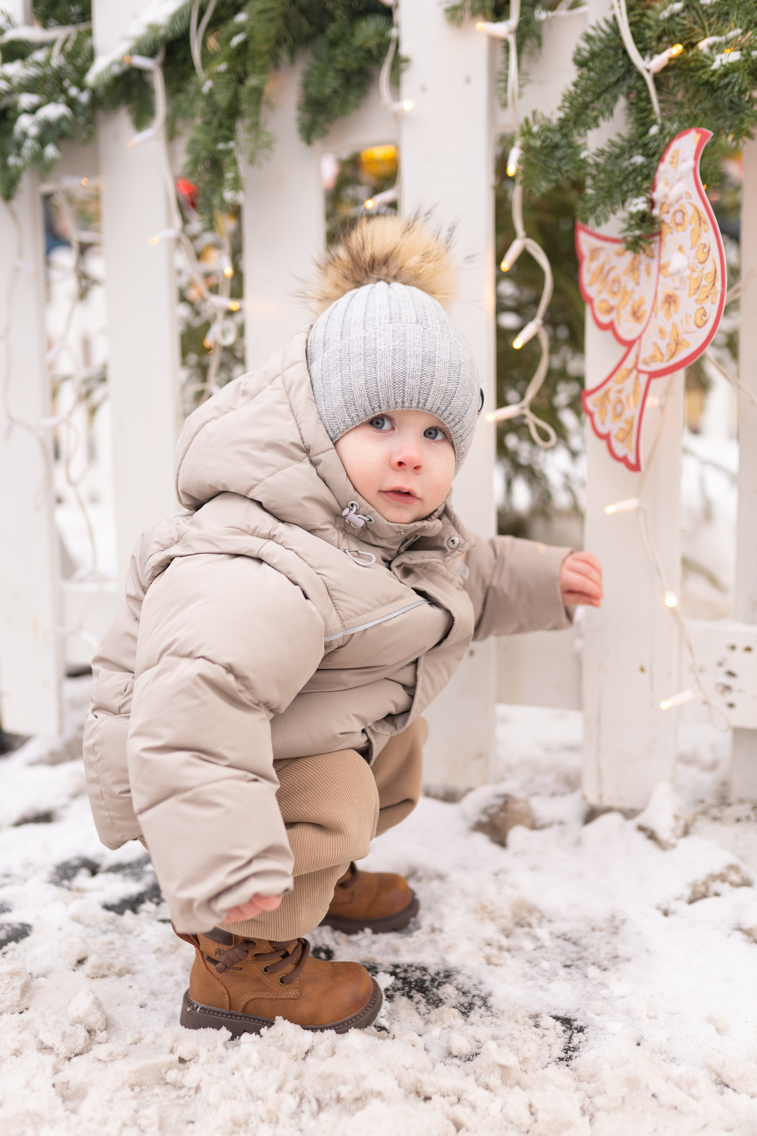 Павел, Егор и Наталия на ГУМ Ярмарке. Свадебный фотограф в Москве Анна Полушина