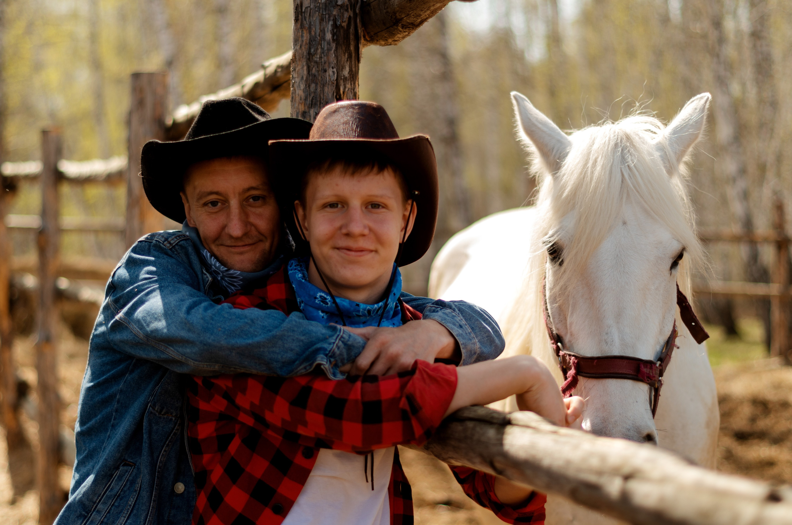 Мужской портрет: разное. Фотограф Марина Доглядная Челябинск фотосессии с лошадьми, мотоциклами