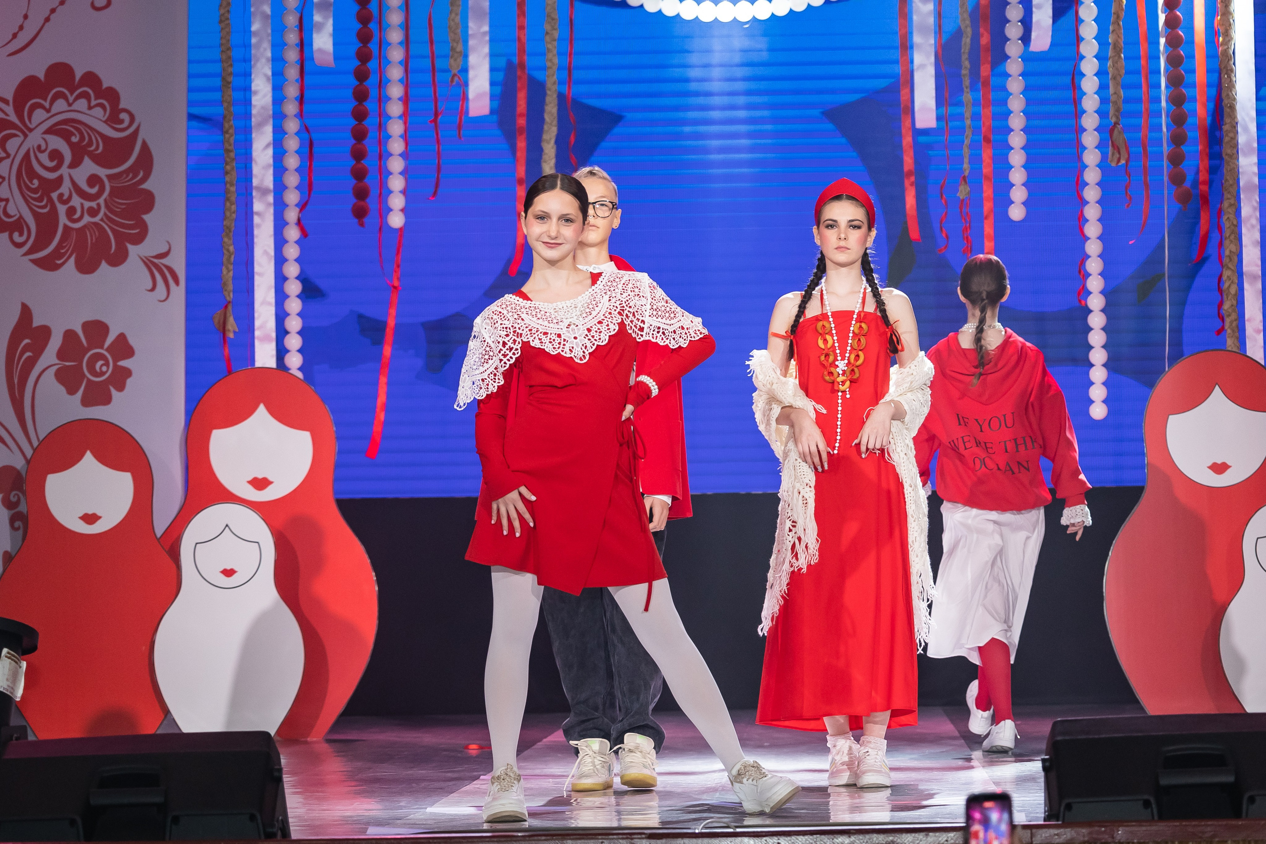 Показ Happy Kids. Выпускные альбомы во Владивостоке