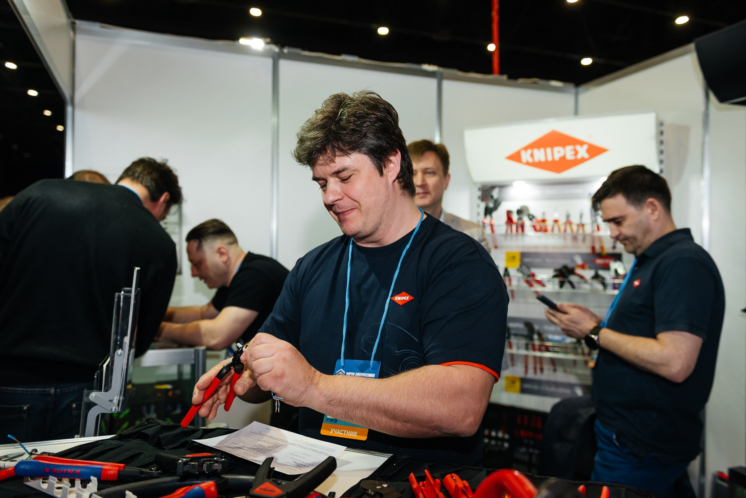 Репортажная съёмка на форуме ЭТМ. Свадебный фотограф в Санкт-Петербурге Венера Ахметова