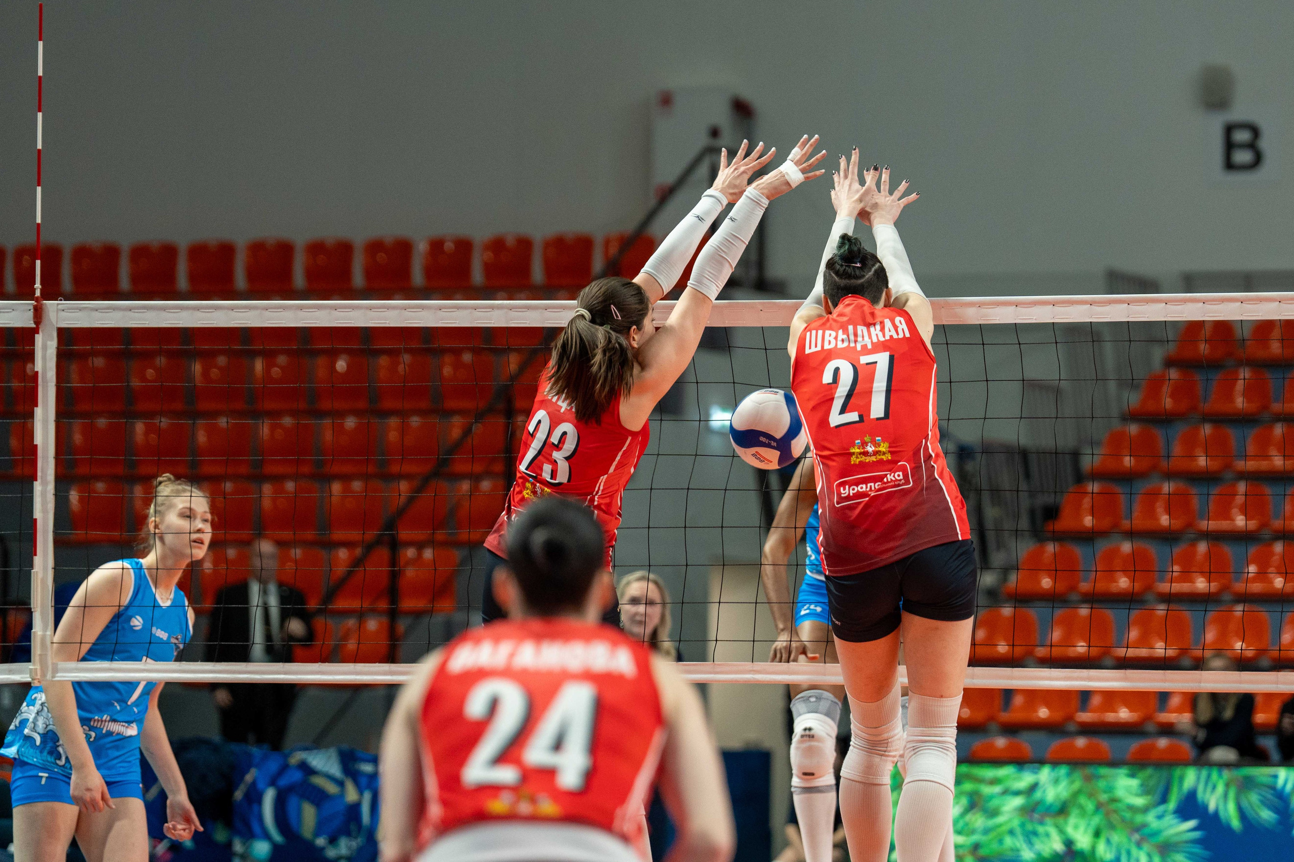 Корабелка — Уралочка-НТМК: фотогалерея 17-го тура Суперлиги 2025/26 | Антон Гауф. Спортивный фотограф в Санкт-Петербурге | Антон Гауф