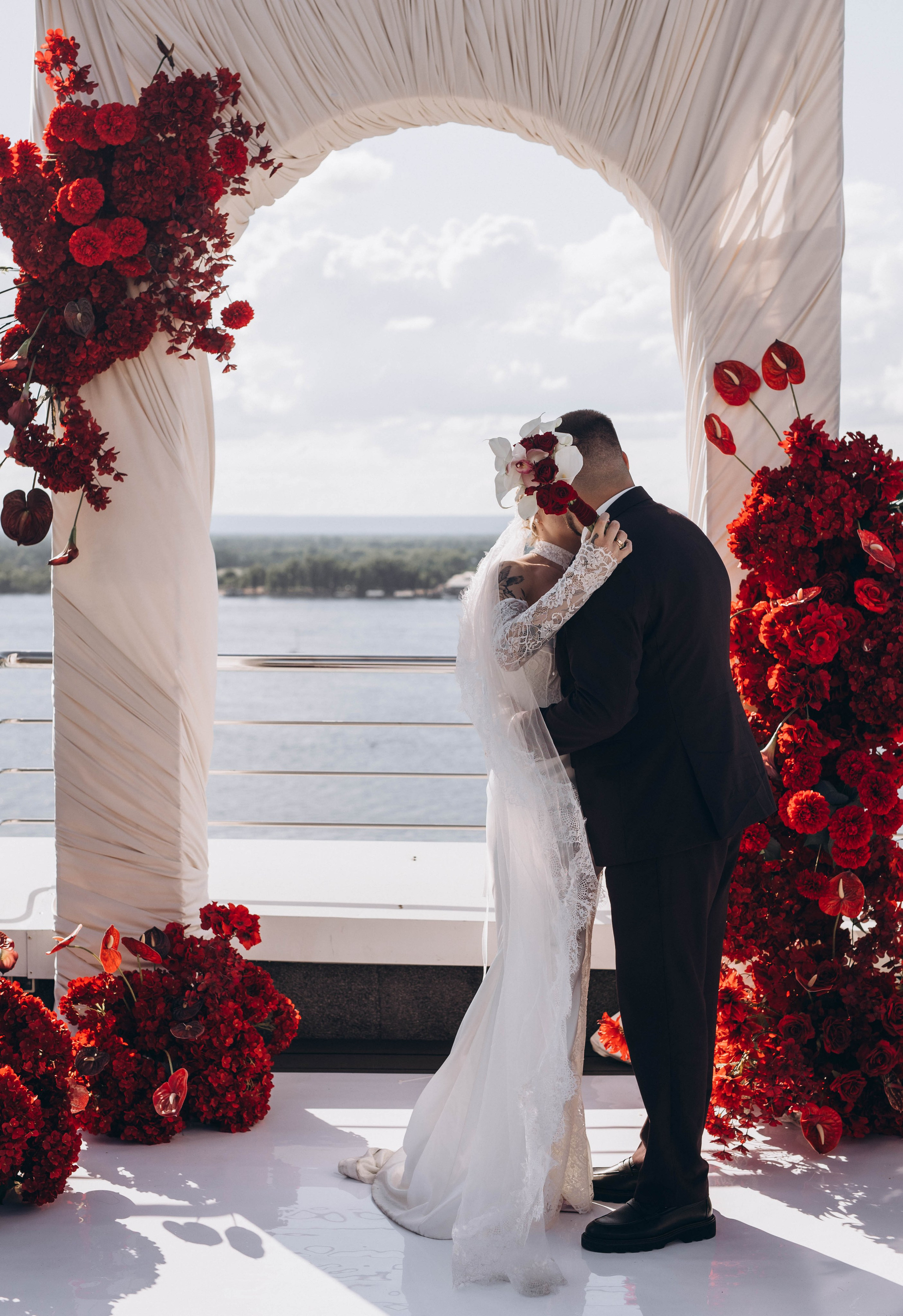 Максим & Елизавета. АЛИНА БАЙКОВА Wedding Photographer Timeless stories with natural light