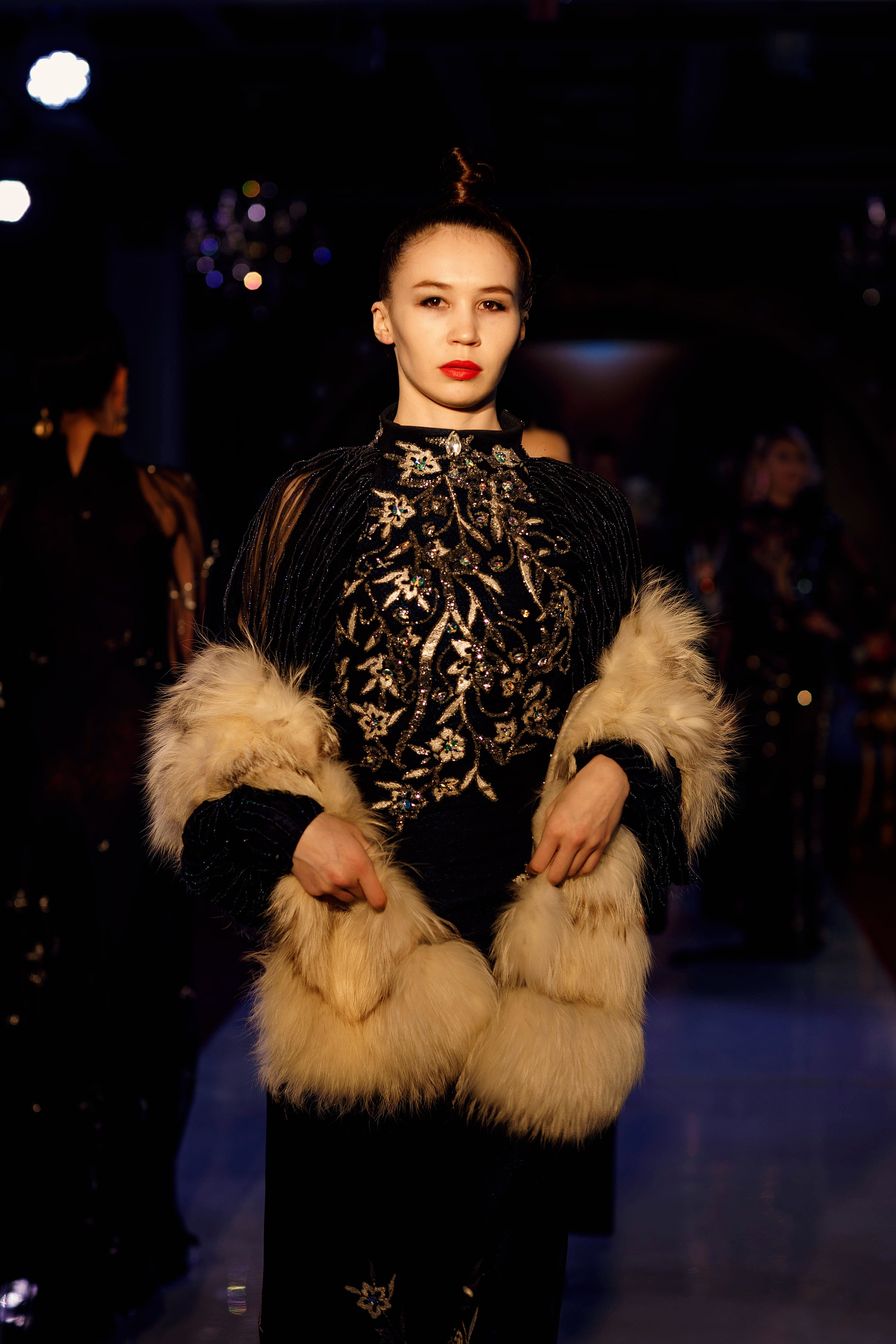 Показ коллекции Игоря Дадиани — 2023.04.01. Портретный и репортажный фотограф в Чебоксарах Андриян Чаркин