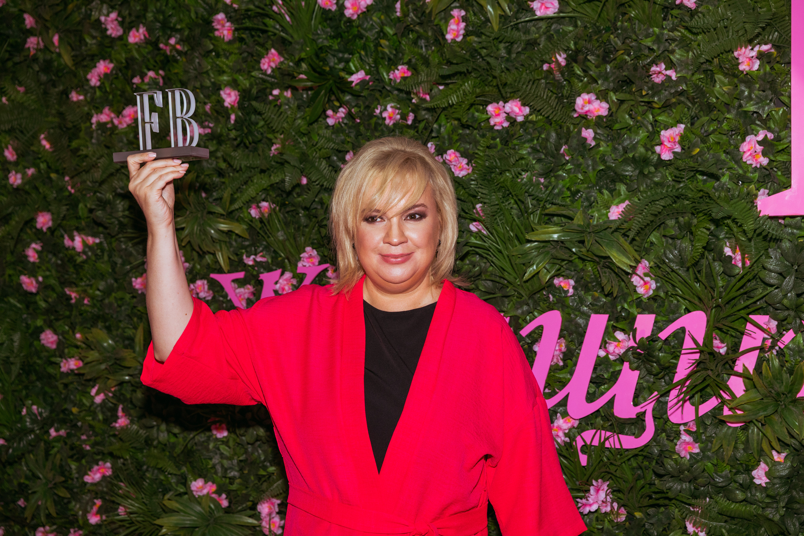 By Fashion Beaty: Женщина года 2022 — ресторан Backstage. Фотограф и Видеограф в Москве Дарья Арсентьева