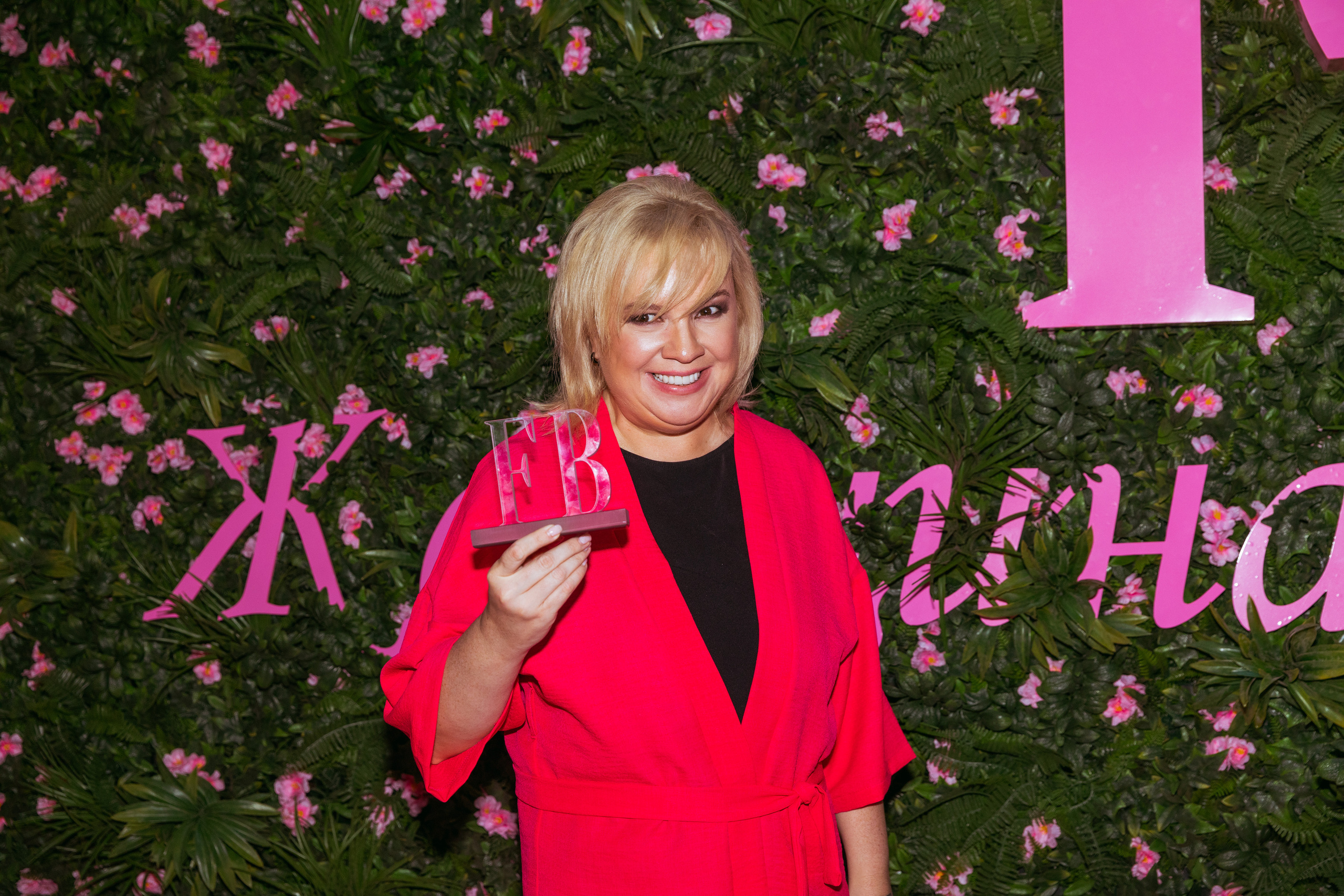 By Fashion Beaty: Женщина года 2022 — ресторан Backstage. Фотограф и Видеограф в Москве Дарья Арсентьева