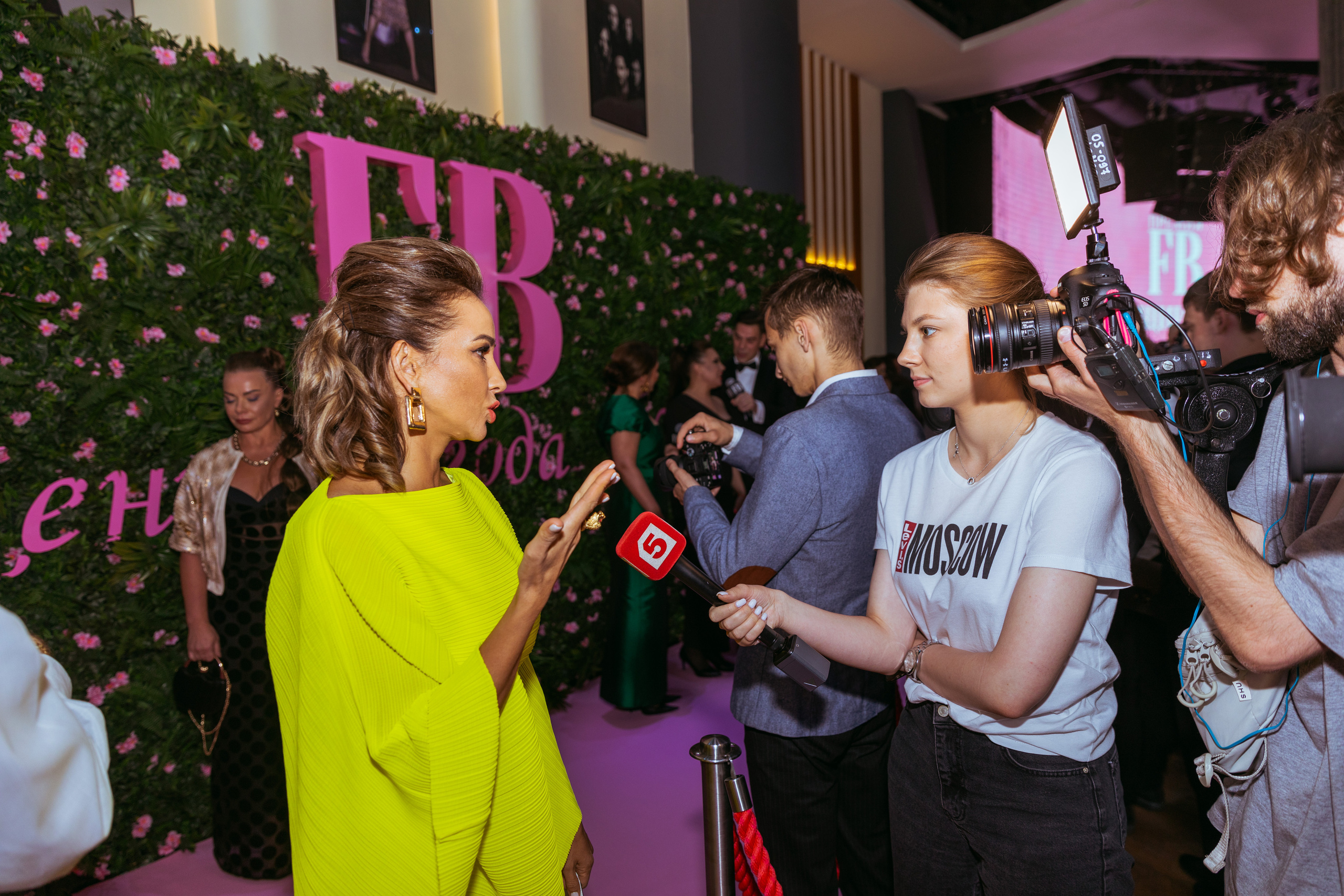 By Fashion Beaty: Женщина года 2022 — ресторан Backstage. Фотограф и Видеограф в Москве Дарья Арсентьева