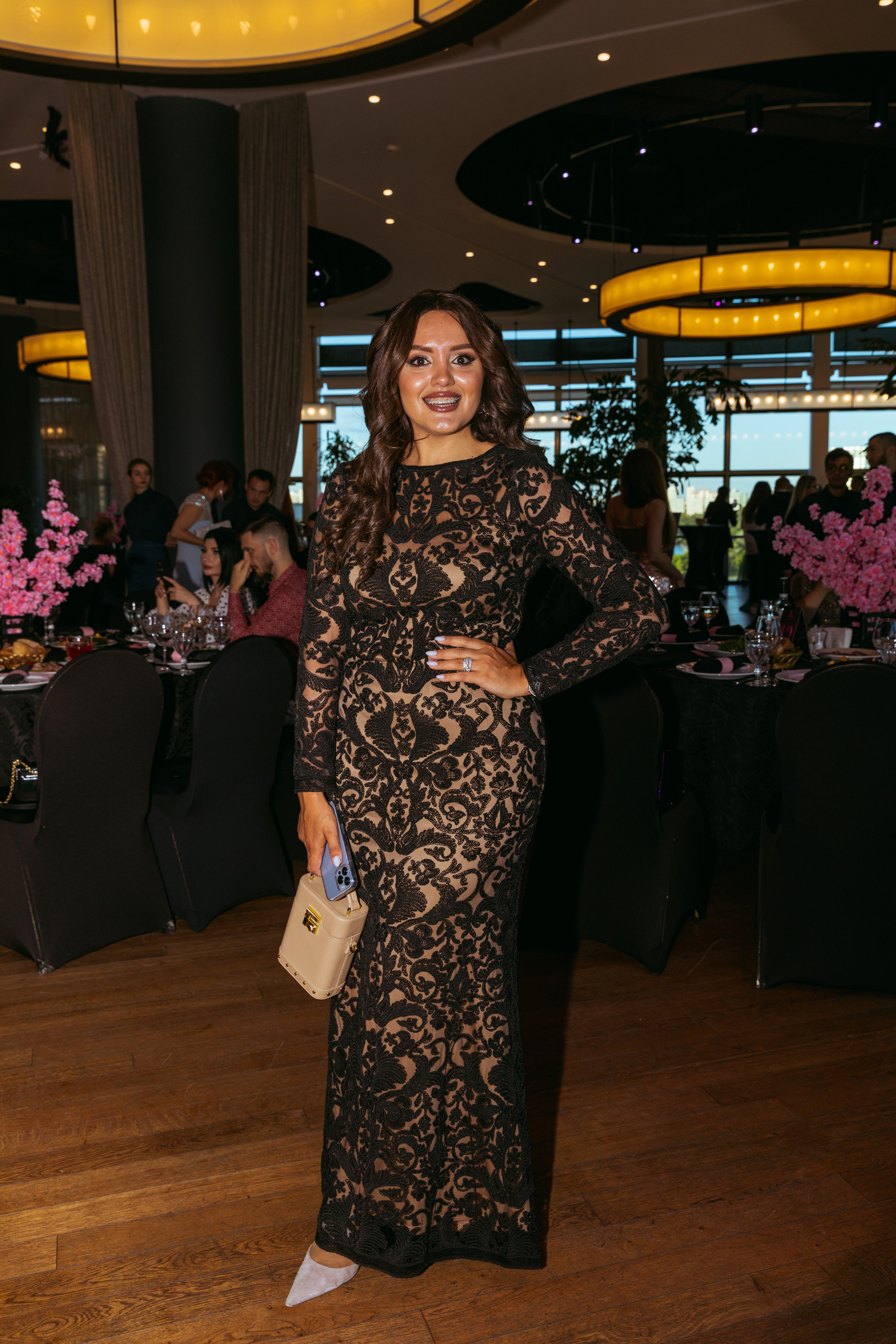 By Fashion Beaty: Женщина года 2022 — ресторан Backstage. Фотограф и Видеограф в Москве Дарья Арсентьева