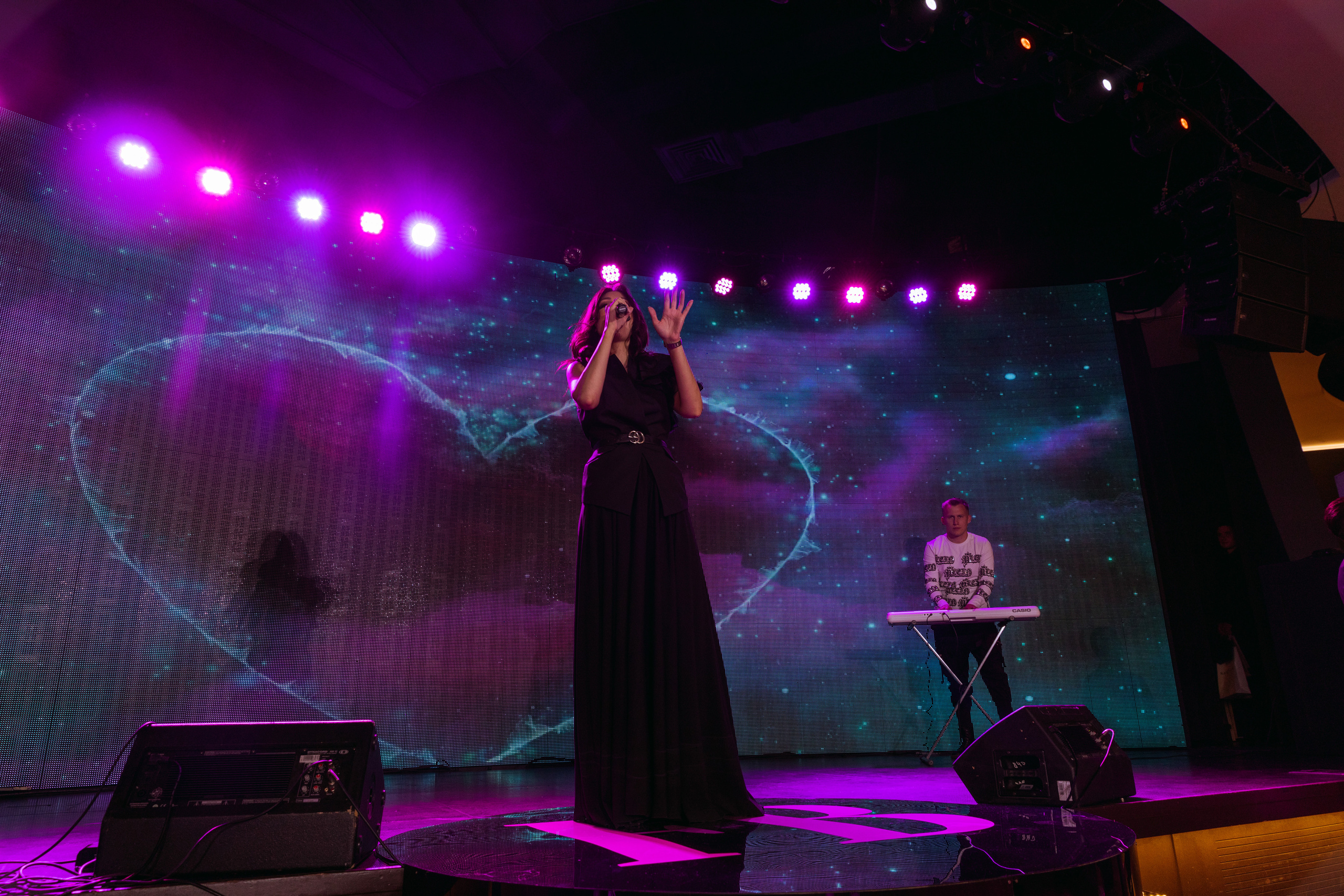 By Fashion Beaty: Женщина года 2022 — ресторан Backstage. Фотограф и Видеограф в Москве Дарья Арсентьева