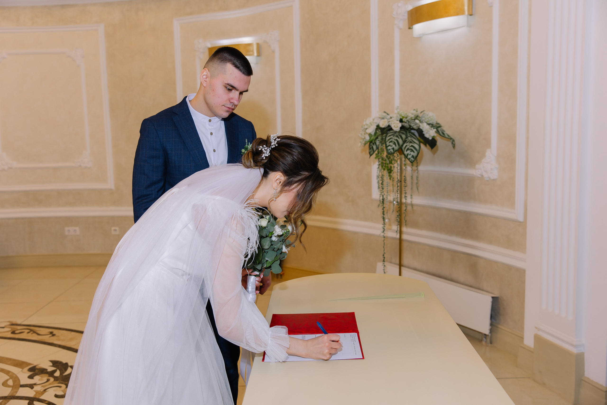 Загс Даниил & Анастасия. Свадебный фотограф в Новосибирске Лидия Александровна