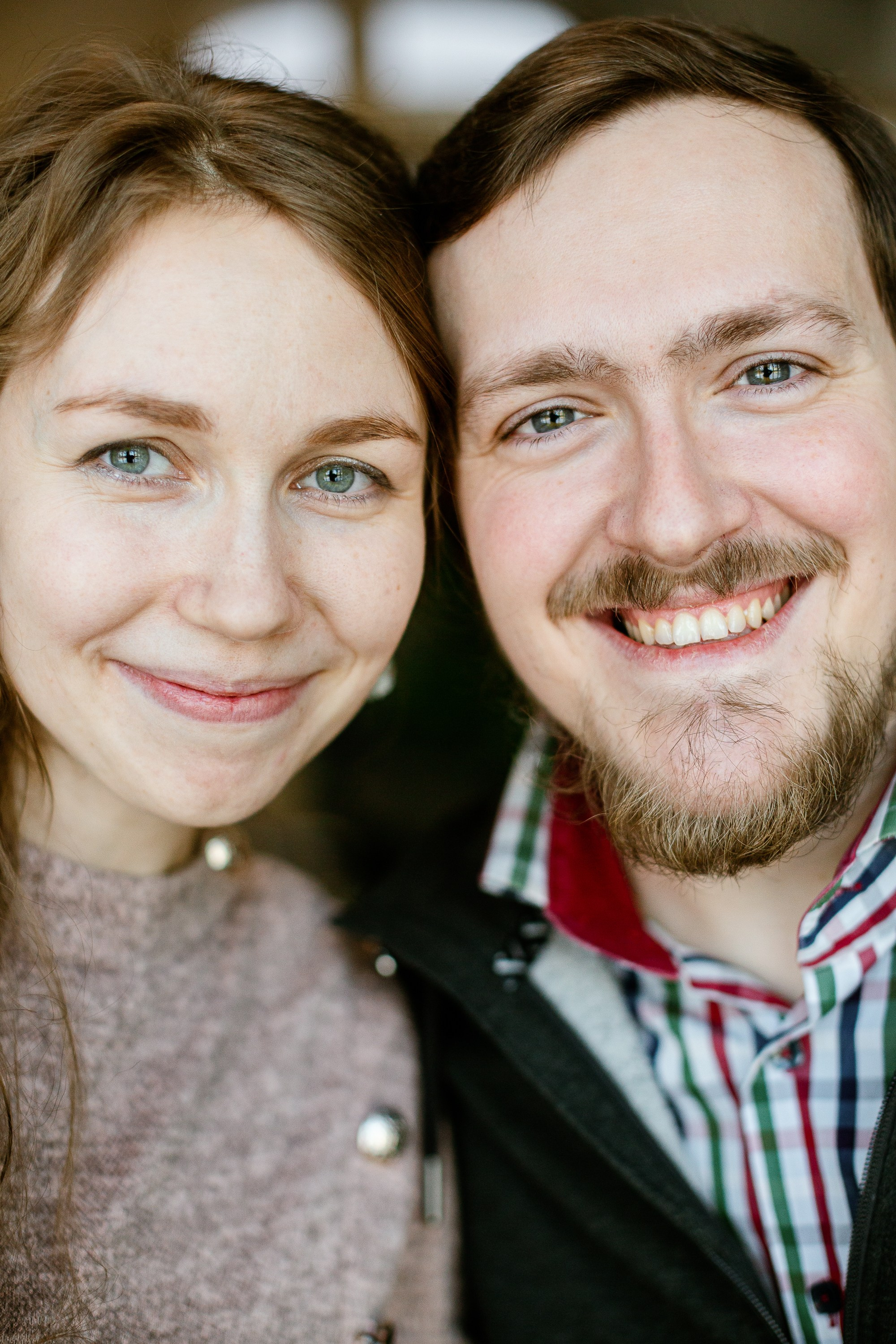 Семейная пара. Лица крупным планом.