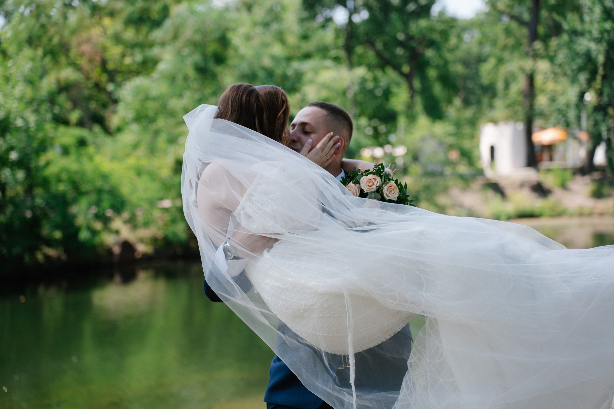 Денис и Настя. Свадебные фотограф и видеограф в Саратове