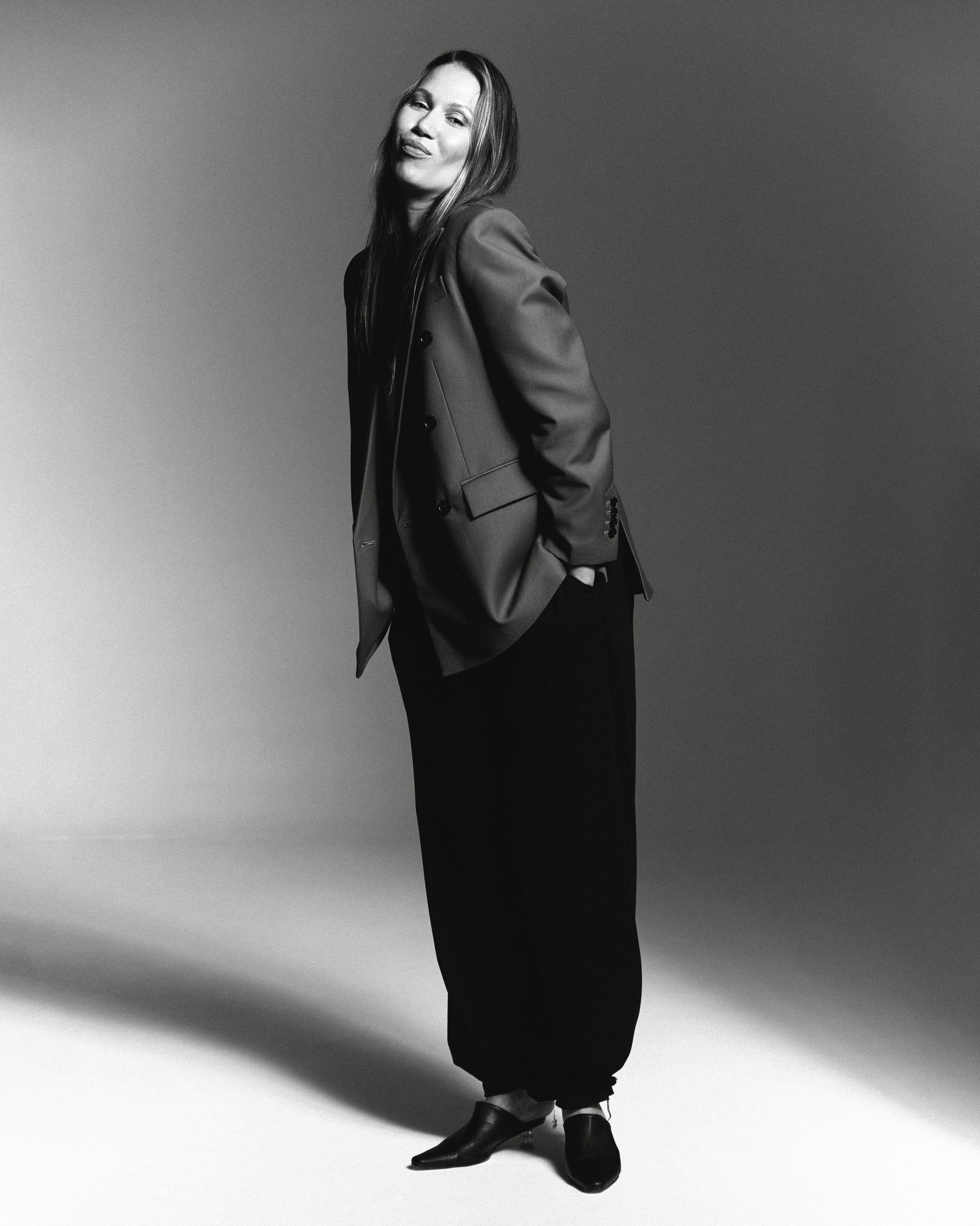 Ксения Тишкова — актриса кино и театра | Актерское портфолио. Юрина Полина, фотограф из Екатеринбурга