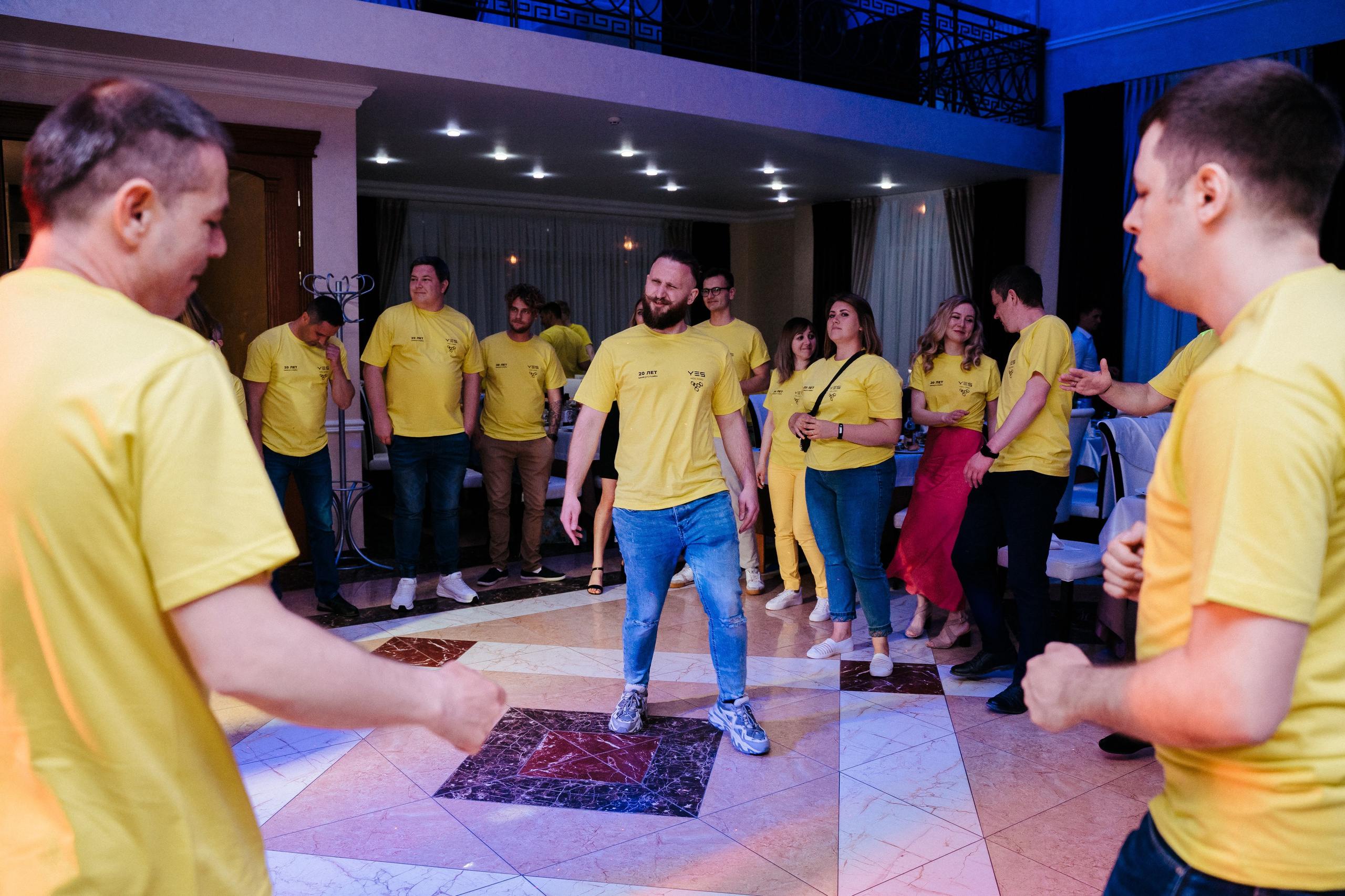 Yes Holding. Свадебный фотограф в Симферополе