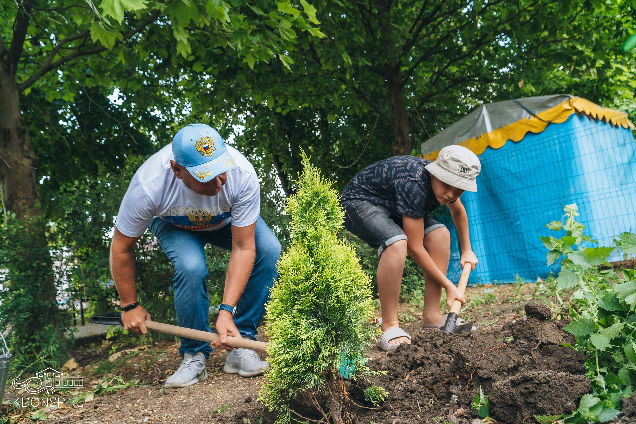 «Сад Памяти». Новотитаровский Дом культуры