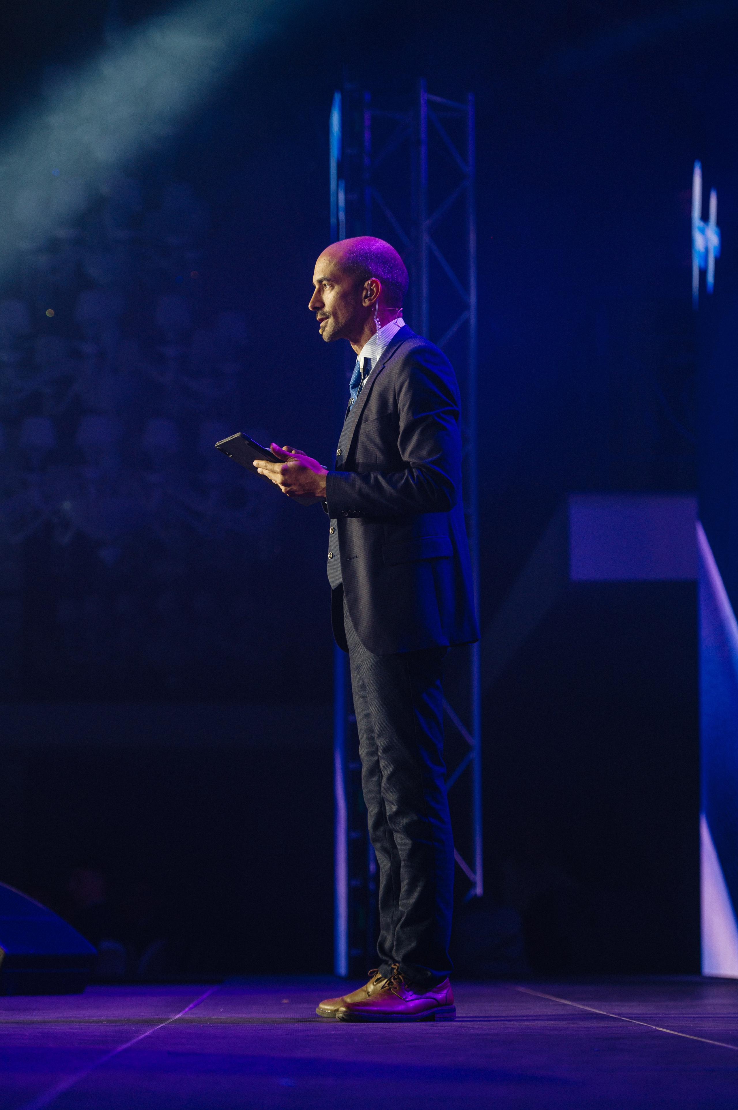 Digital Innopolis Days 2024 & Innopolis AI Conference. Свадебный и репортажный фотограф в Казани Айрат Хайриев