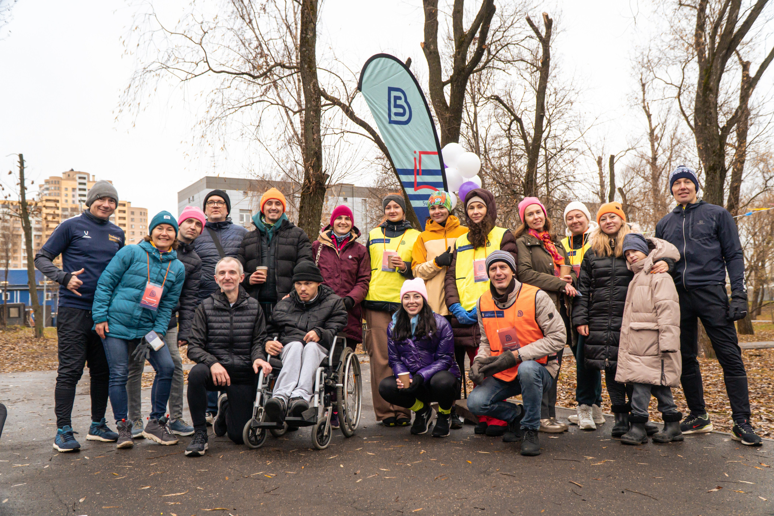 5 вёрст Реутов 16.11.2024. Роман Капилюшов. Бег. Фото. Видео. г. Люберцы