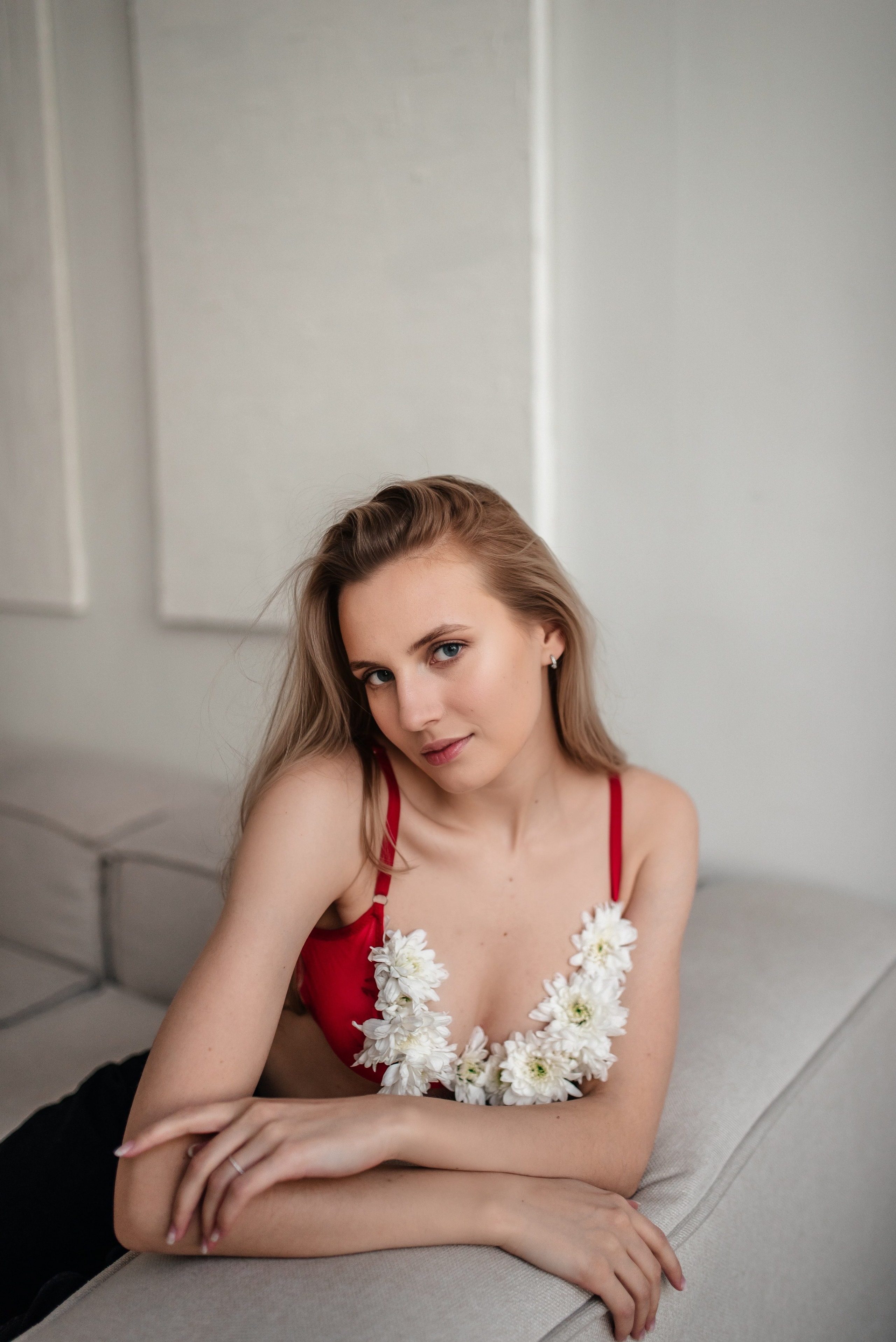 Диона, 2024. Главная