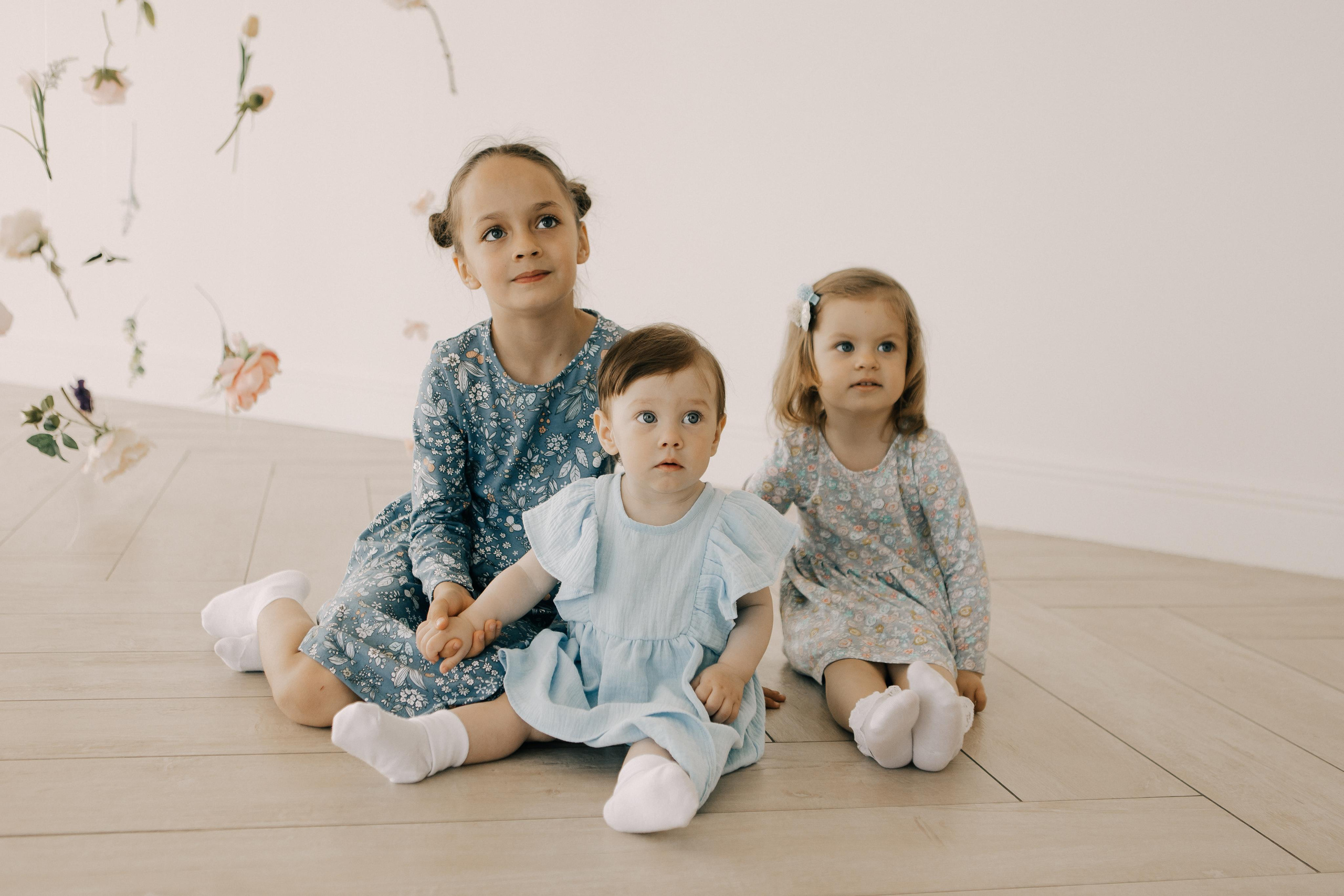 Большая семья на фотосесии. СВАДЕБНЫЙ ФОТОГРАФ ЧЕЛЯБИНСК