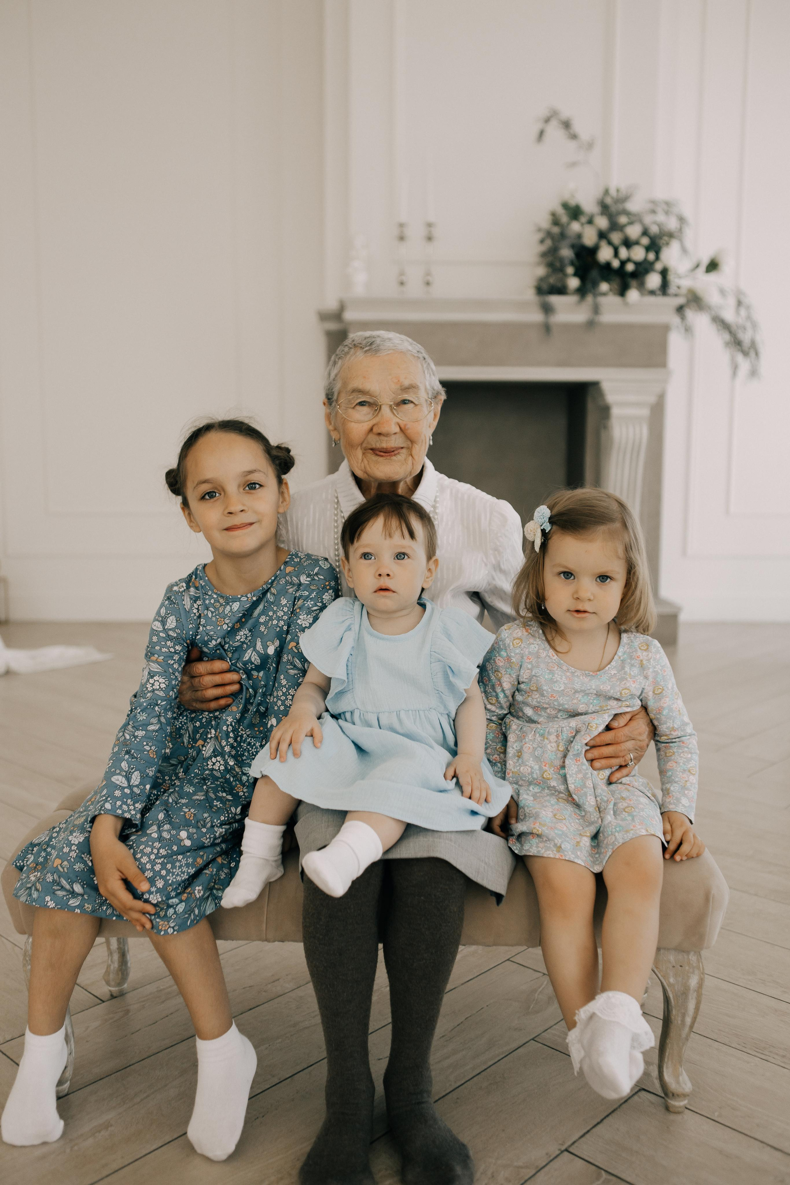 Большая семья на фотосесии. СВАДЕБНЫЙ ФОТОГРАФ ЧЕЛЯБИНСК