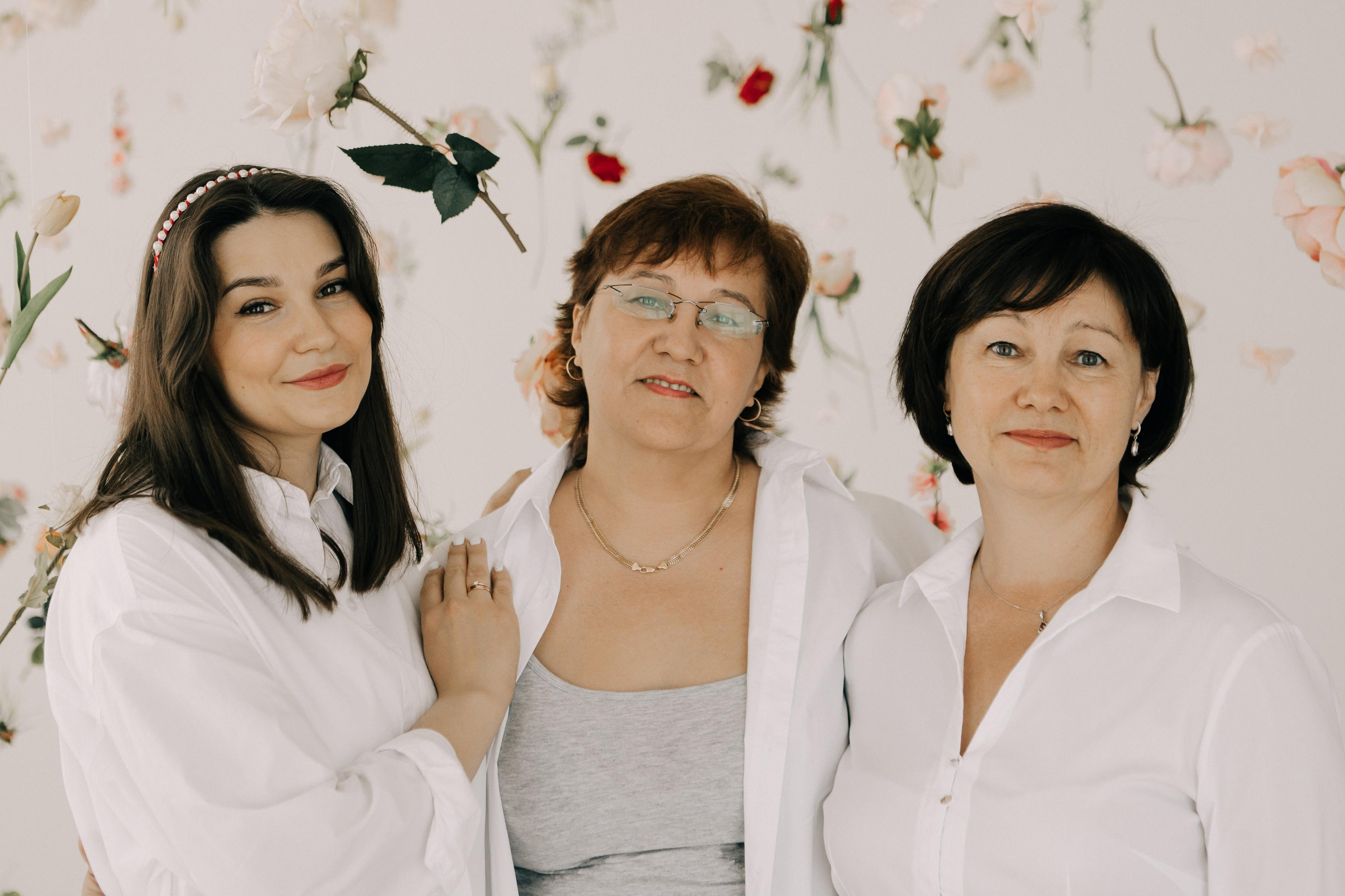 Большая семья на фотосесии. СВАДЕБНЫЙ ФОТОГРАФ ЧЕЛЯБИНСК