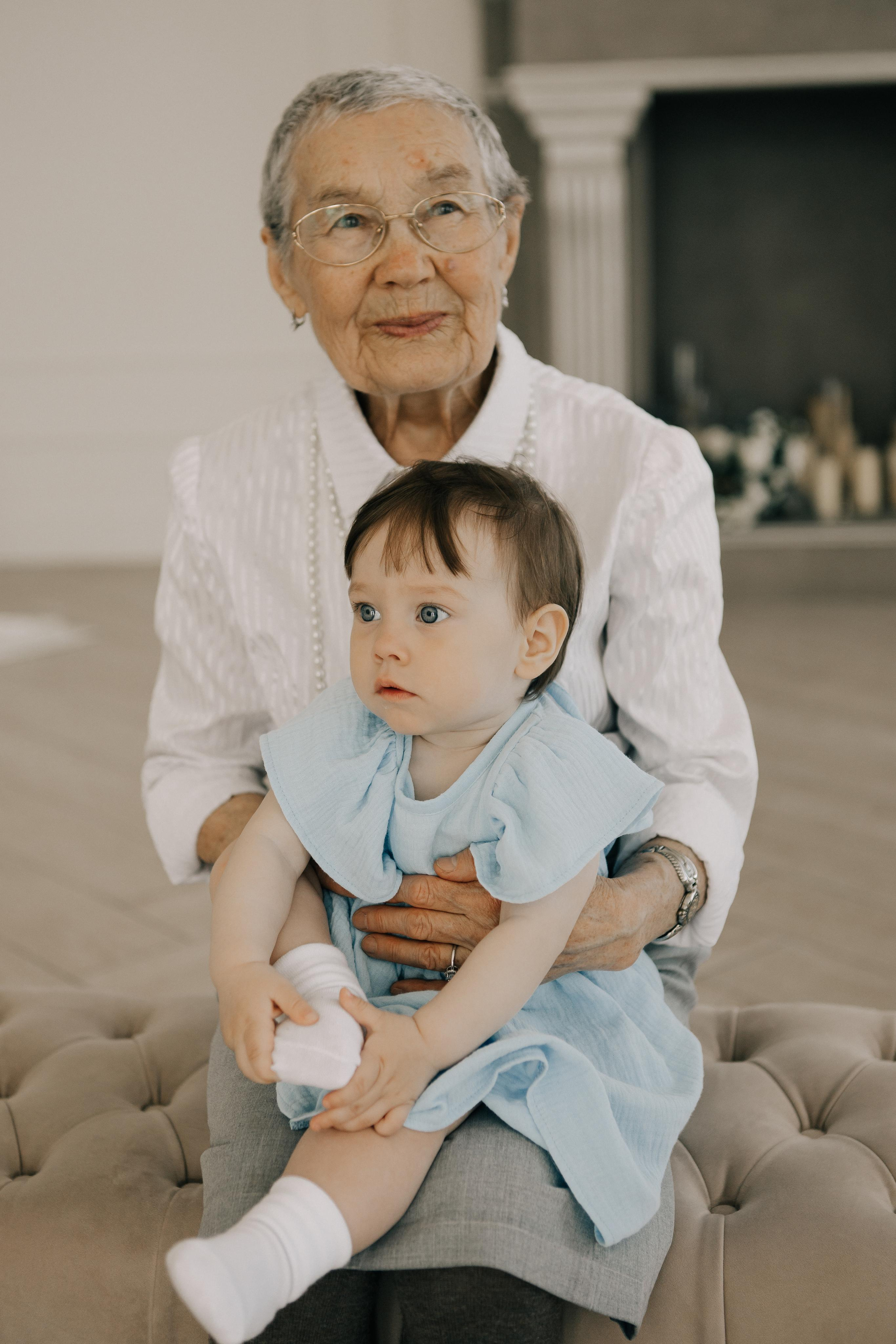 Большая семья на фотосесии. СВАДЕБНЫЙ ФОТОГРАФ ЧЕЛЯБИНСК